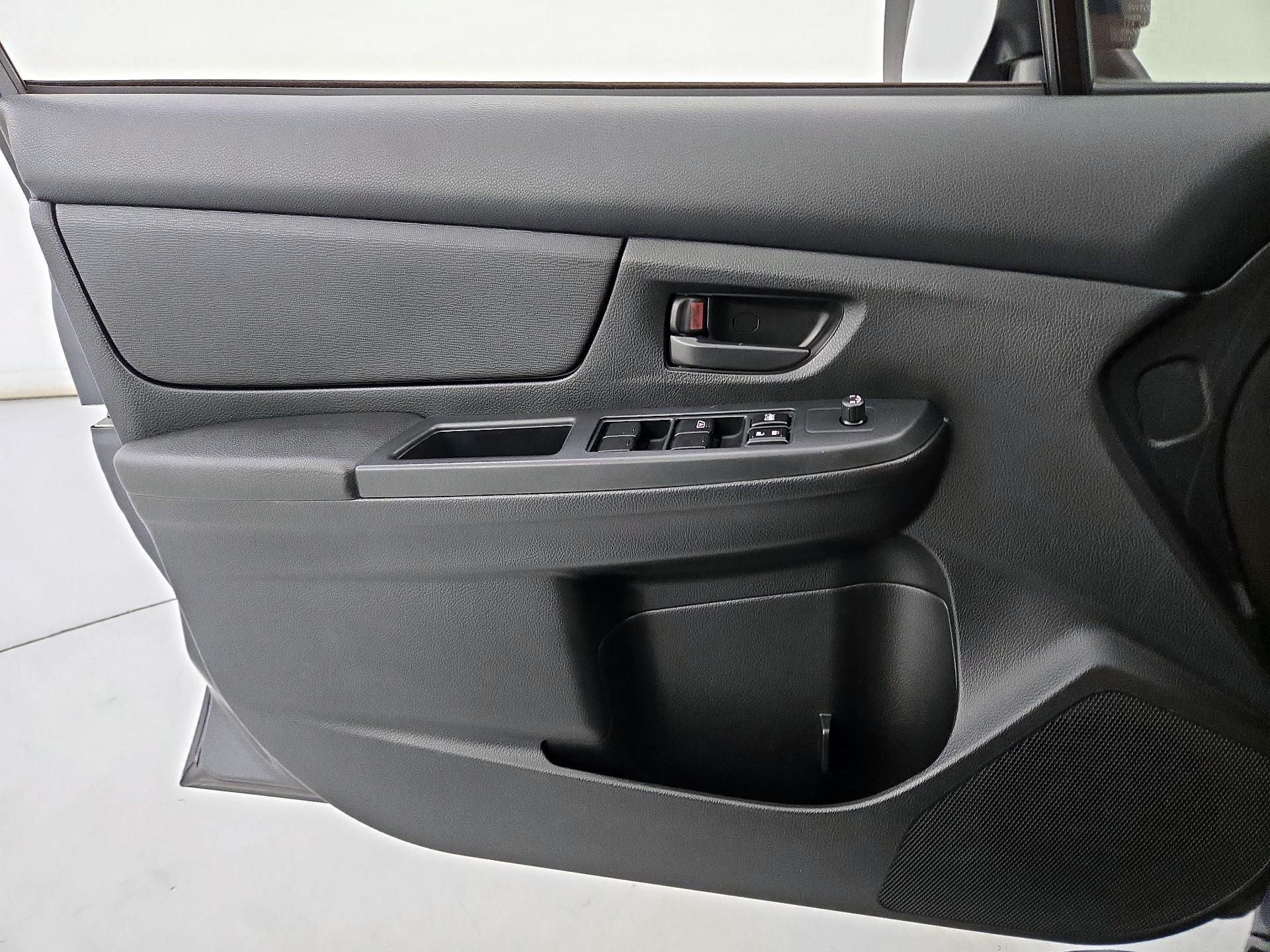 Thumbnail: 2014 Subaru Impreza - 12