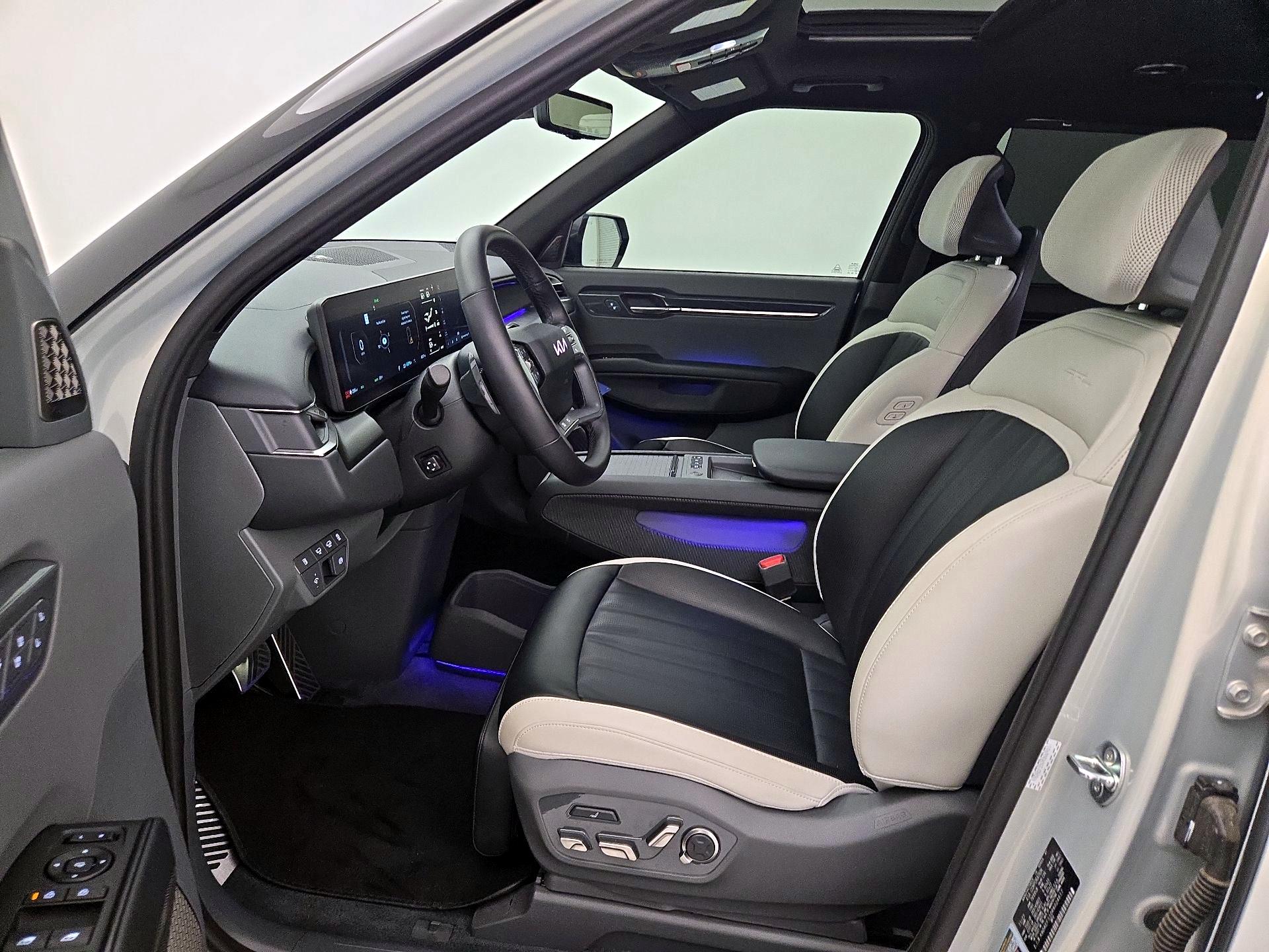 Thumbnail: 2024 Kia EV9 - 11