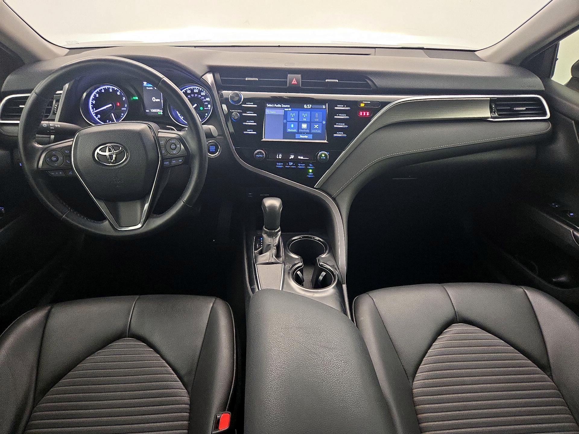 Thumbnail: 2018 Toyota Camry - 9
