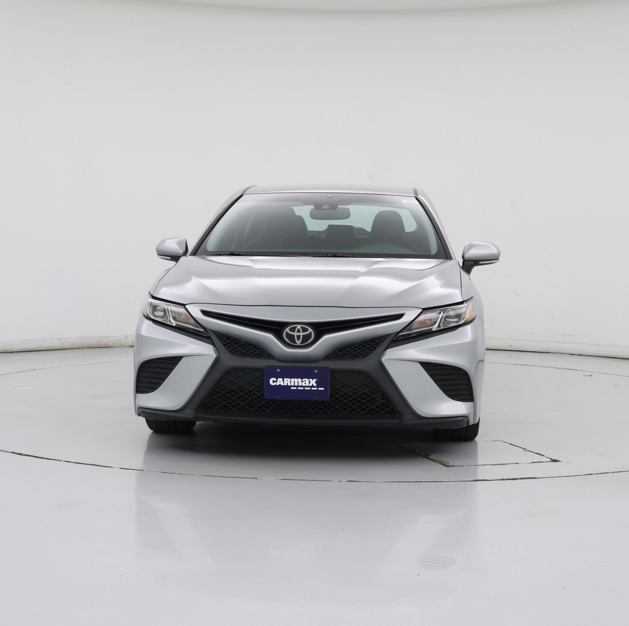 Thumbnail: 2018 Toyota Camry - 5