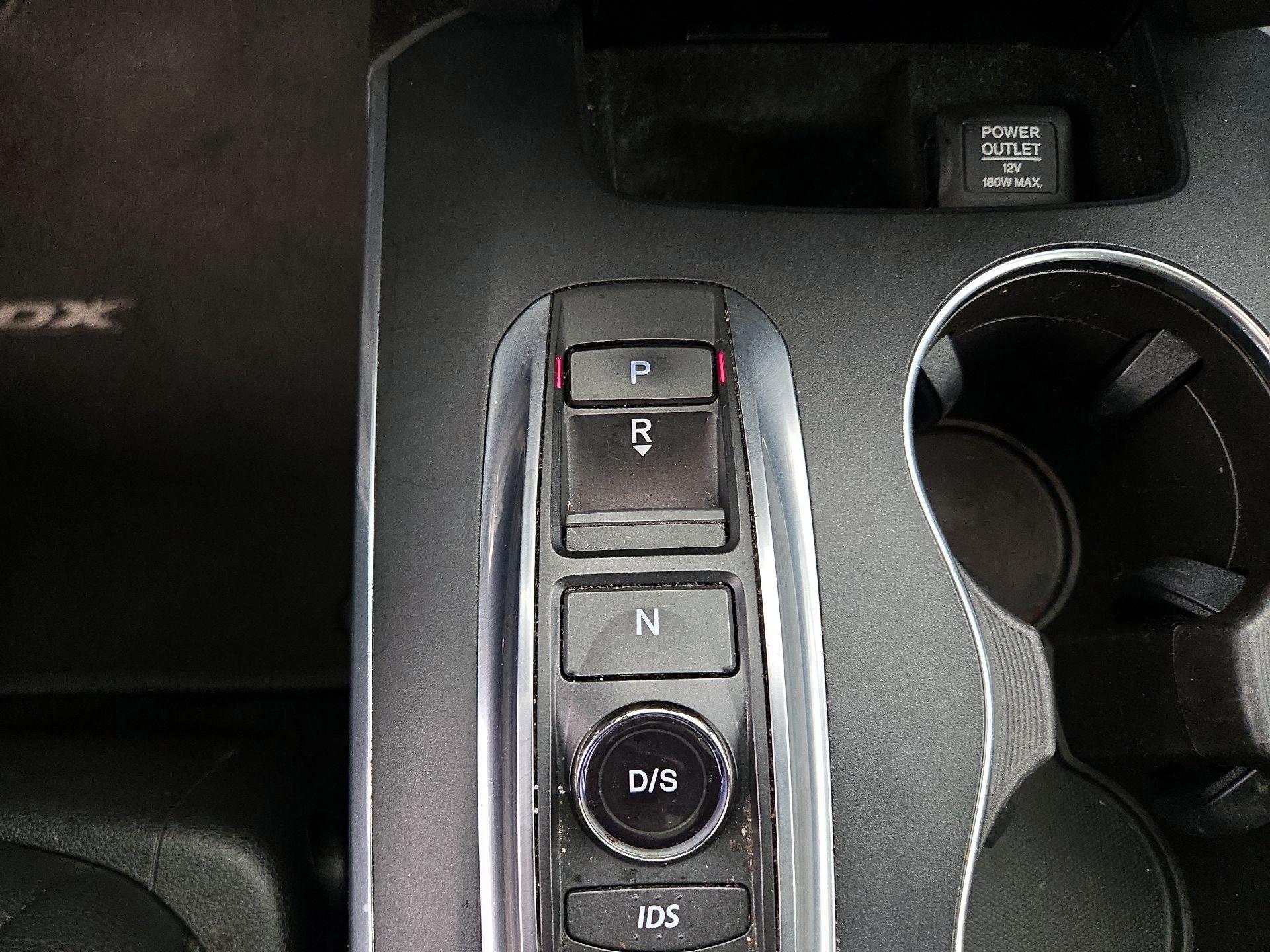 Thumbnail: 2016 Acura MDX - 17