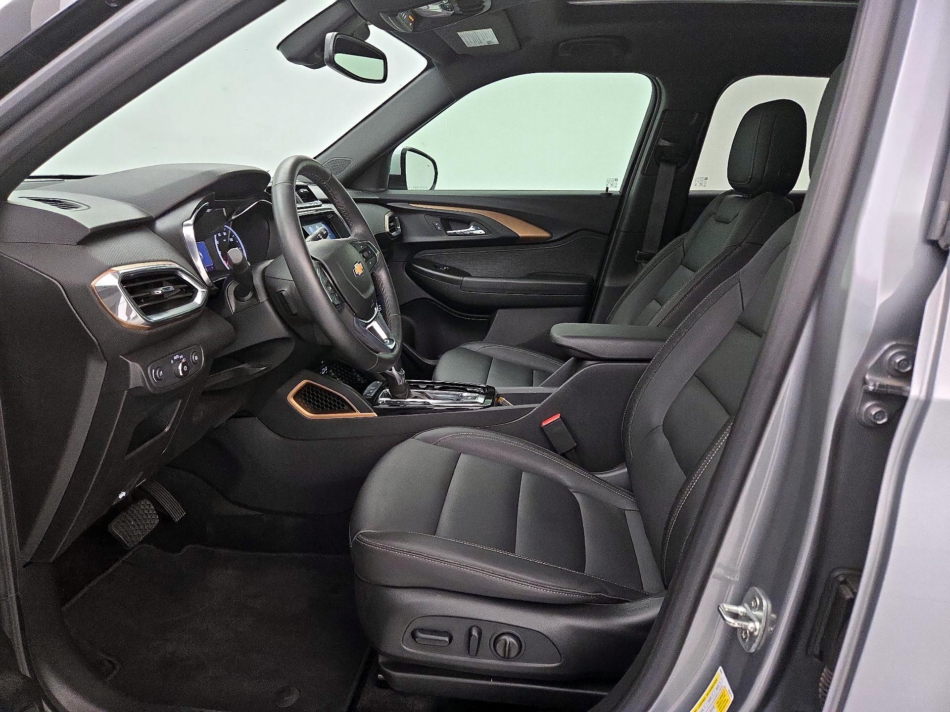 Thumbnail: 2023 Chevrolet TrailBlazer - 11