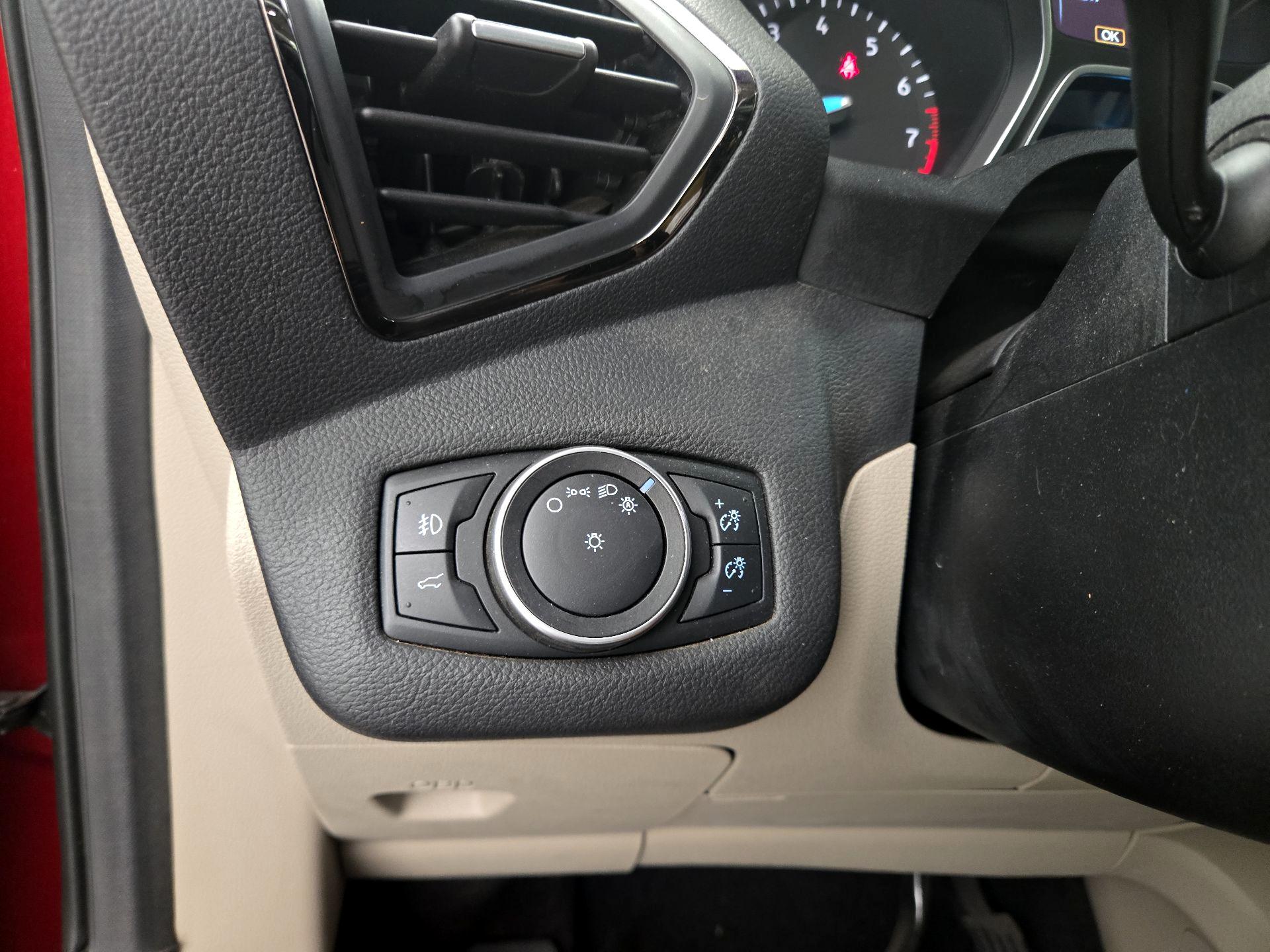 Thumbnail: 2018 Ford Escape - 13