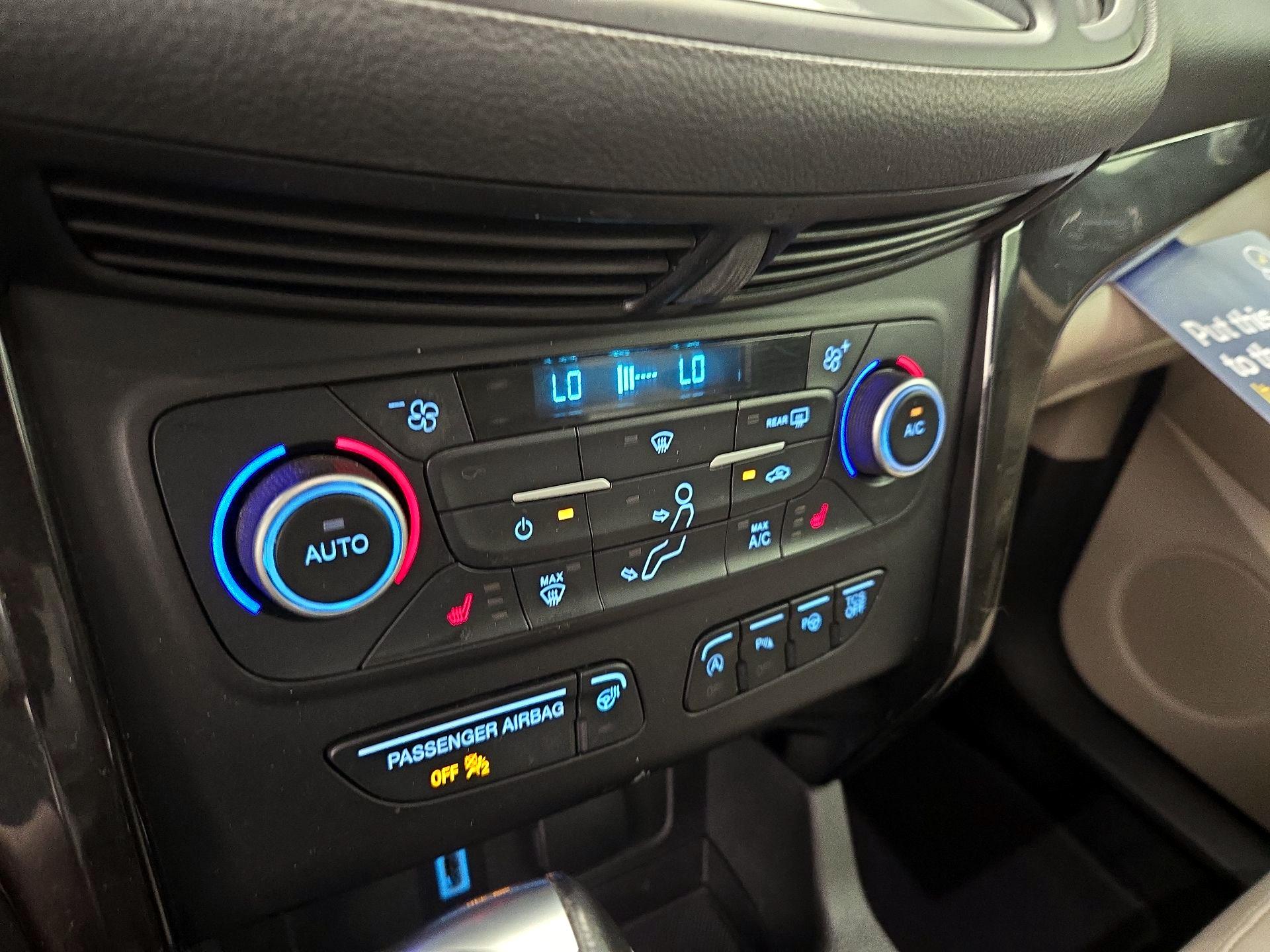 Thumbnail: 2018 Ford Escape - 17