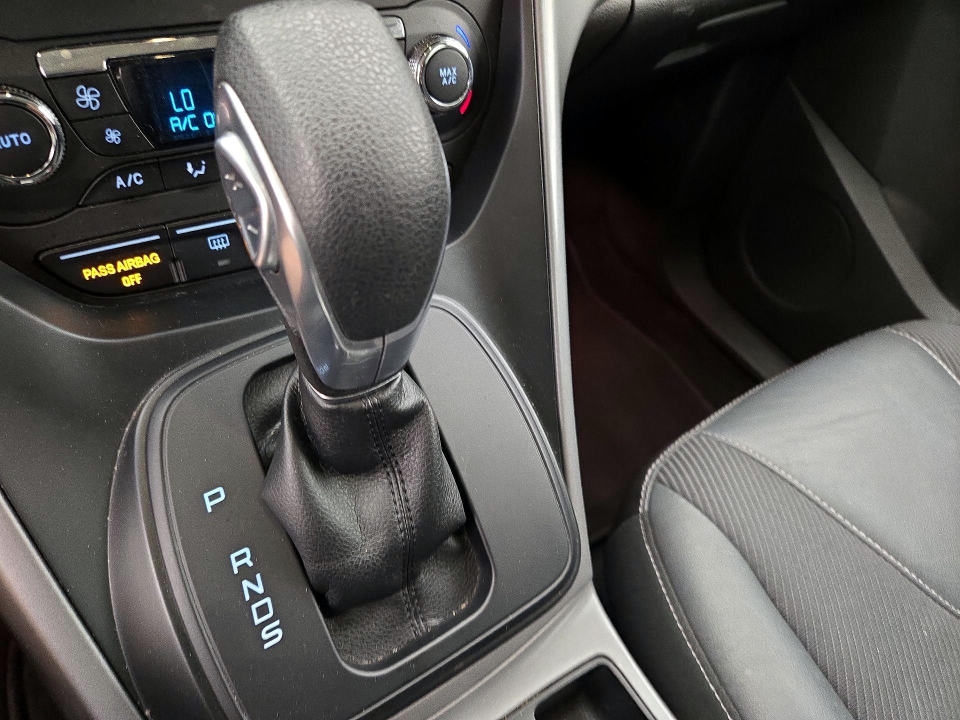 Thumbnail: 2016 Ford Escape - 18