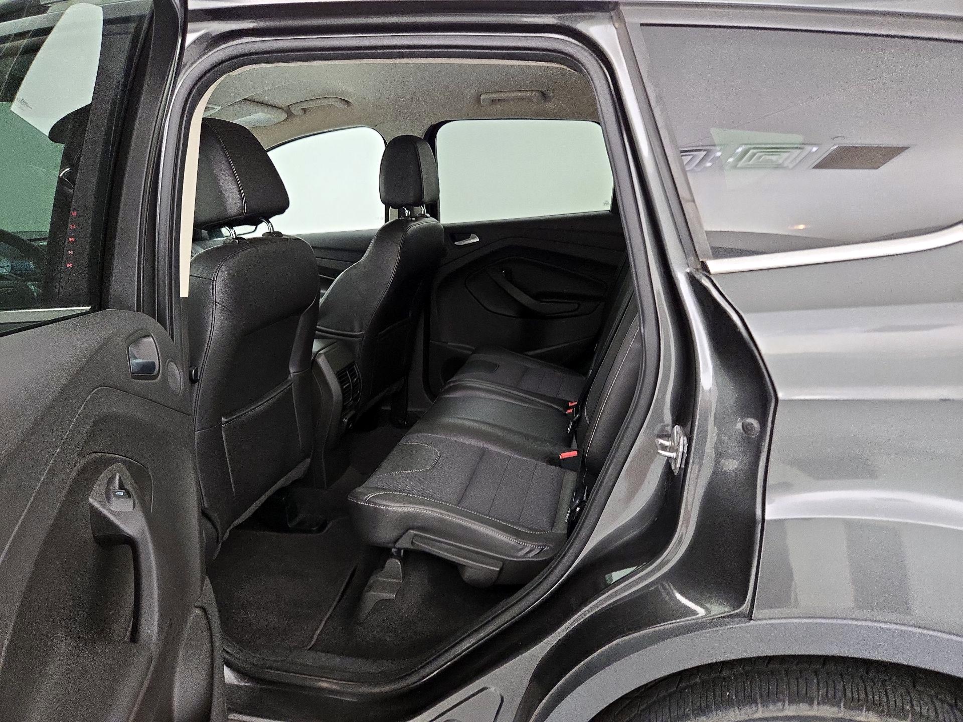 Thumbnail: 2016 Ford Escape - 20