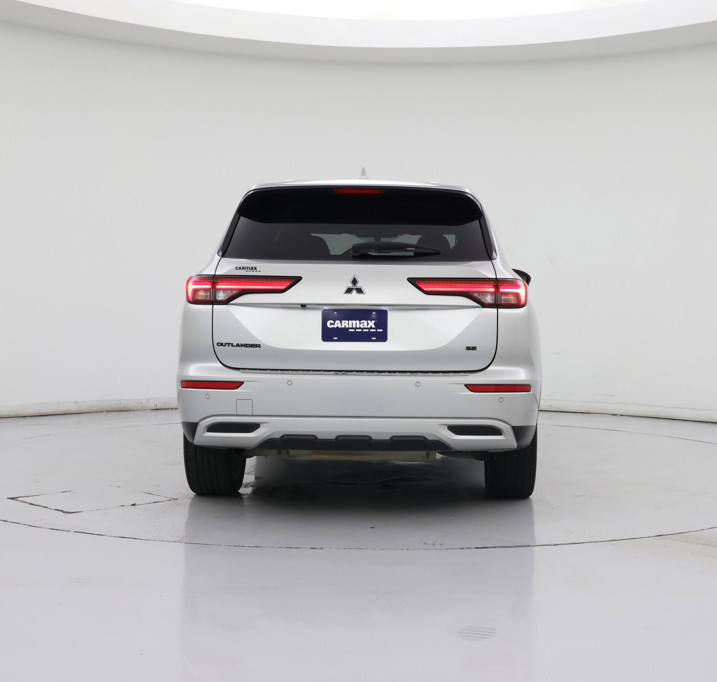 Thumbnail: 2022 Mitsubishi Outlander - 6