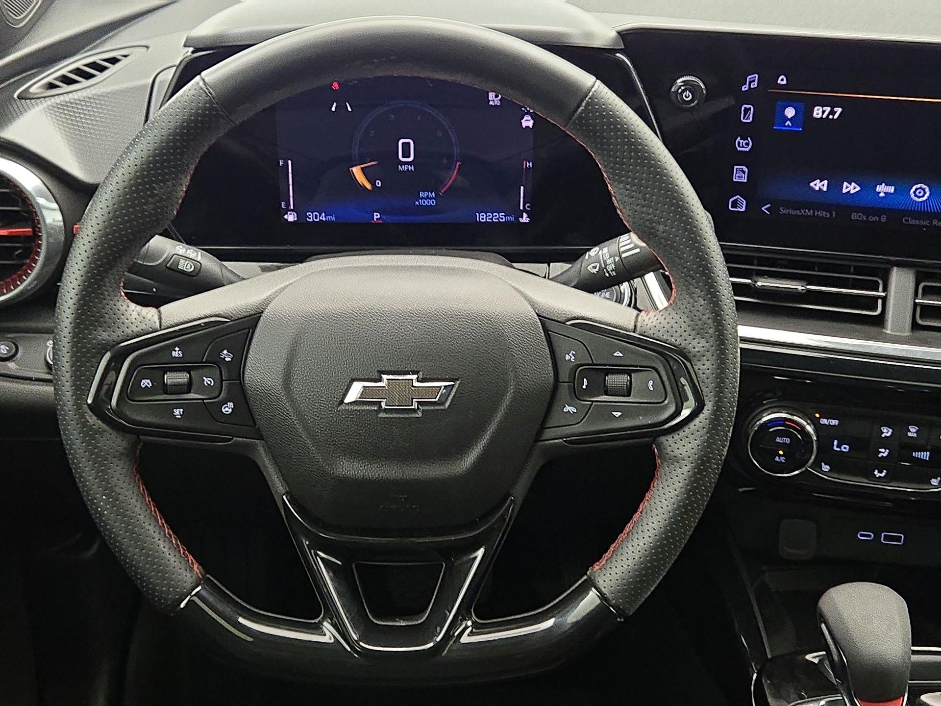 Thumbnail: 2024 Chevrolet Trax - 10
