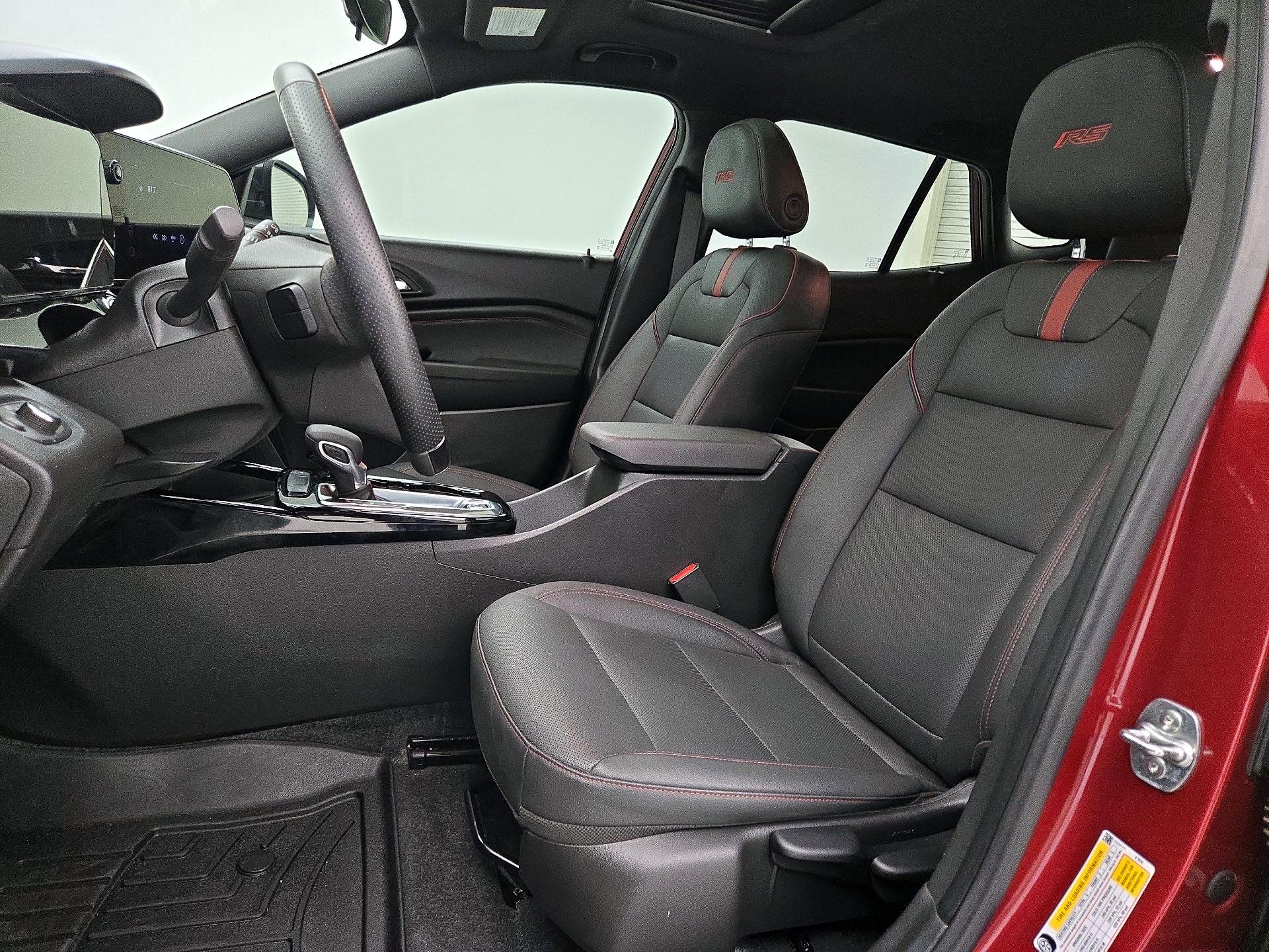 Thumbnail: 2024 Chevrolet Trax - 11