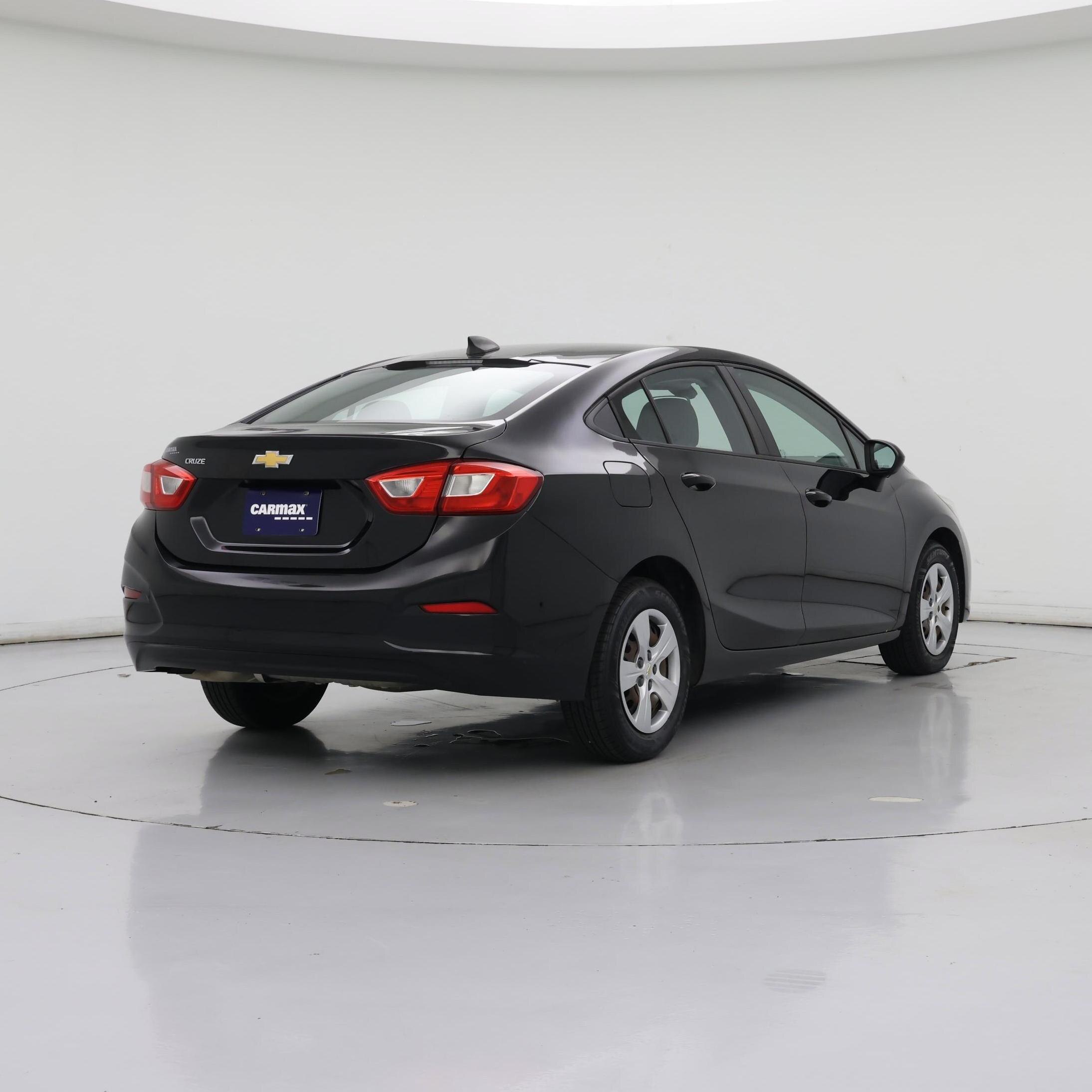Thumbnail: 2018 Chevrolet Cruze - 8