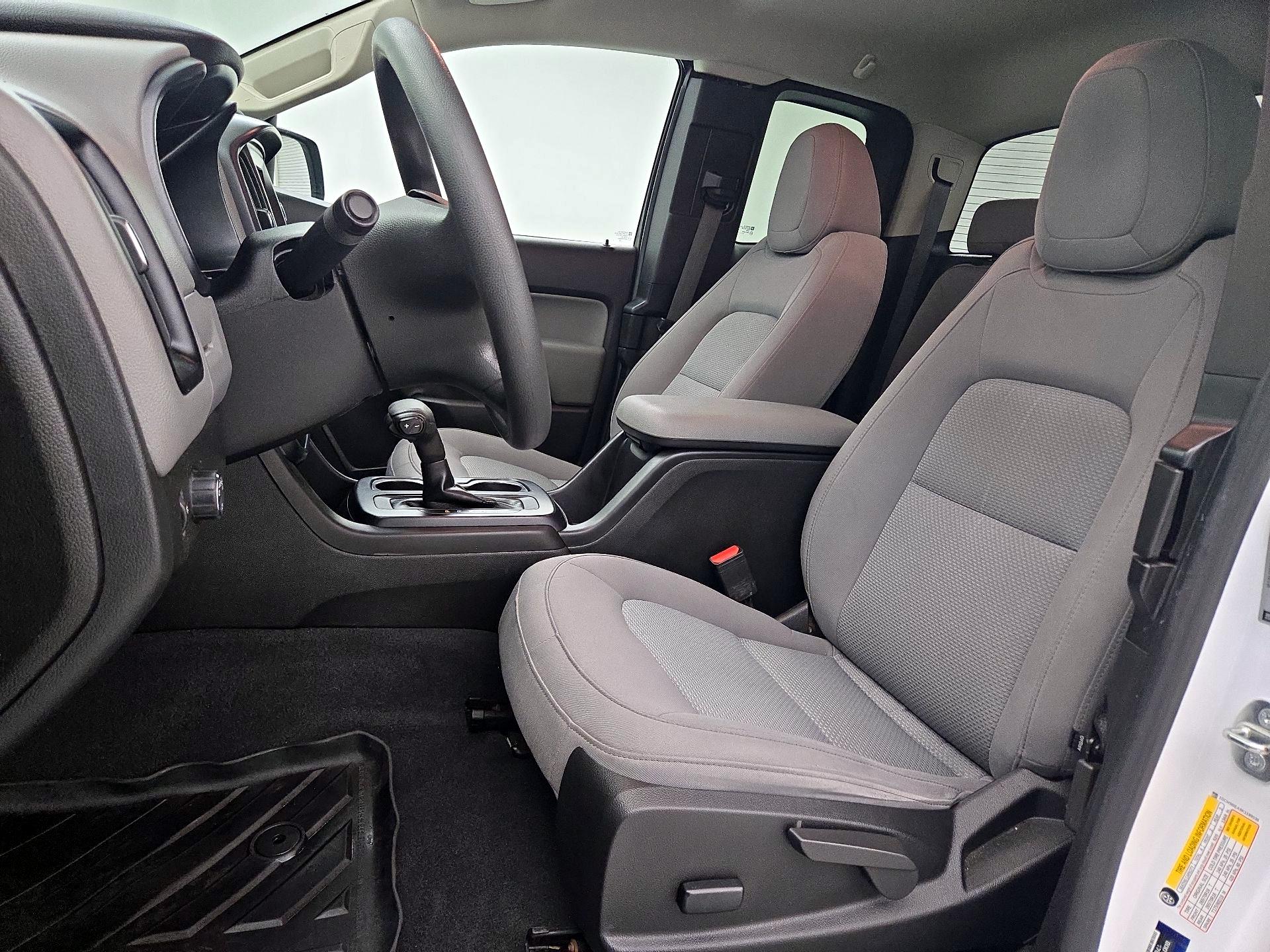 Thumbnail: 2019 Chevrolet Colorado - 11
