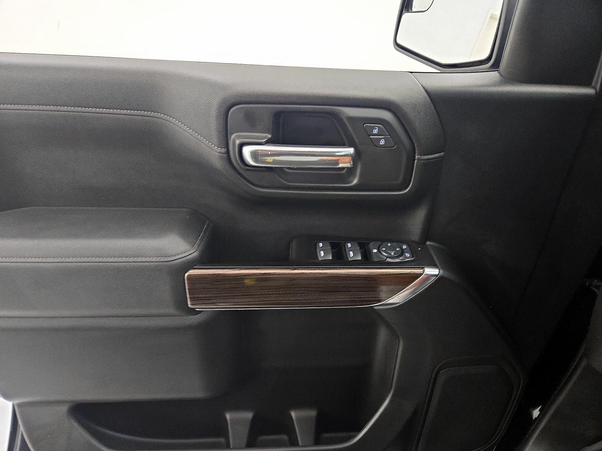Thumbnail: 2019 Chevrolet Silverado 1500 - 12