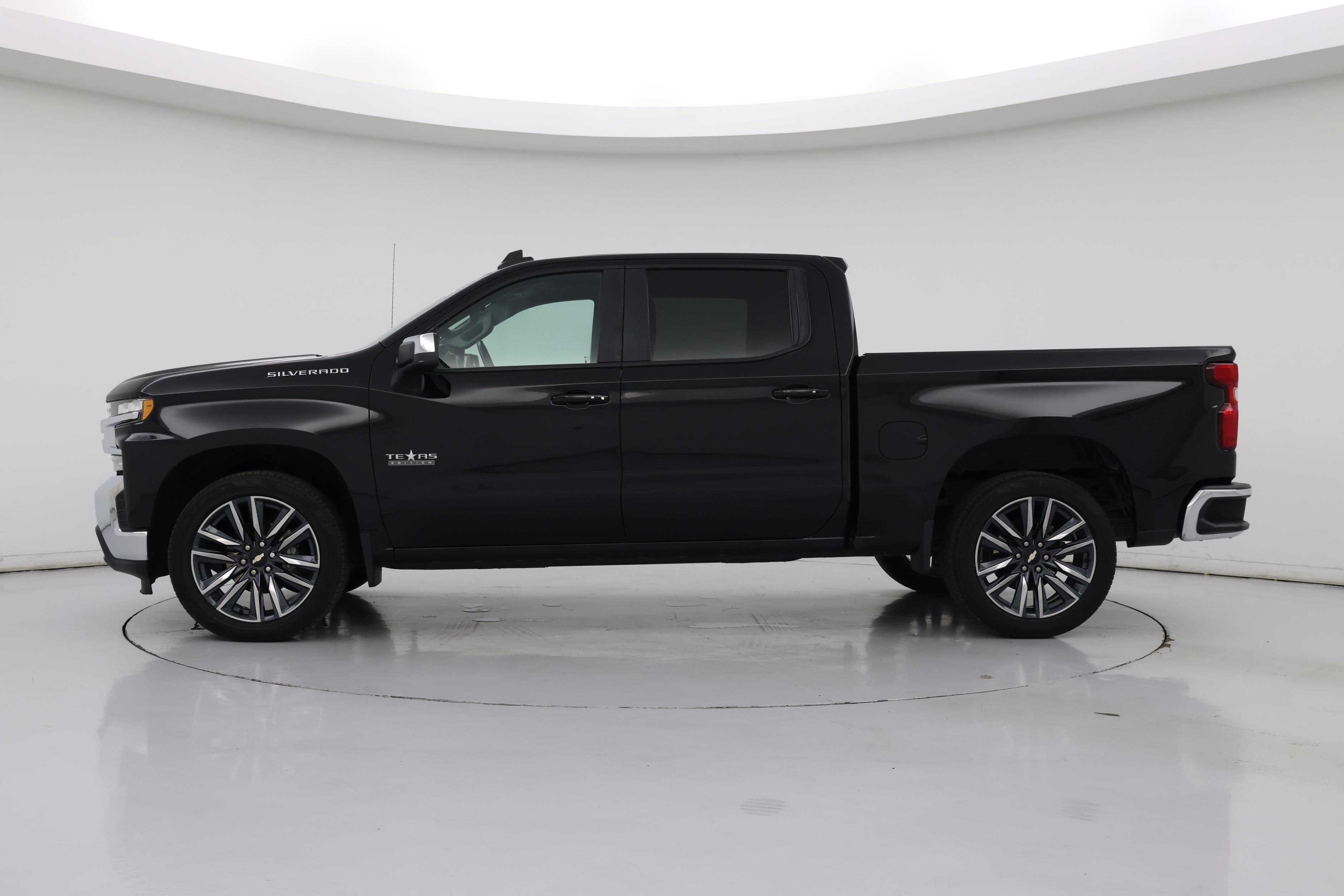 Thumbnail: 2019 Chevrolet Silverado 1500 - 3