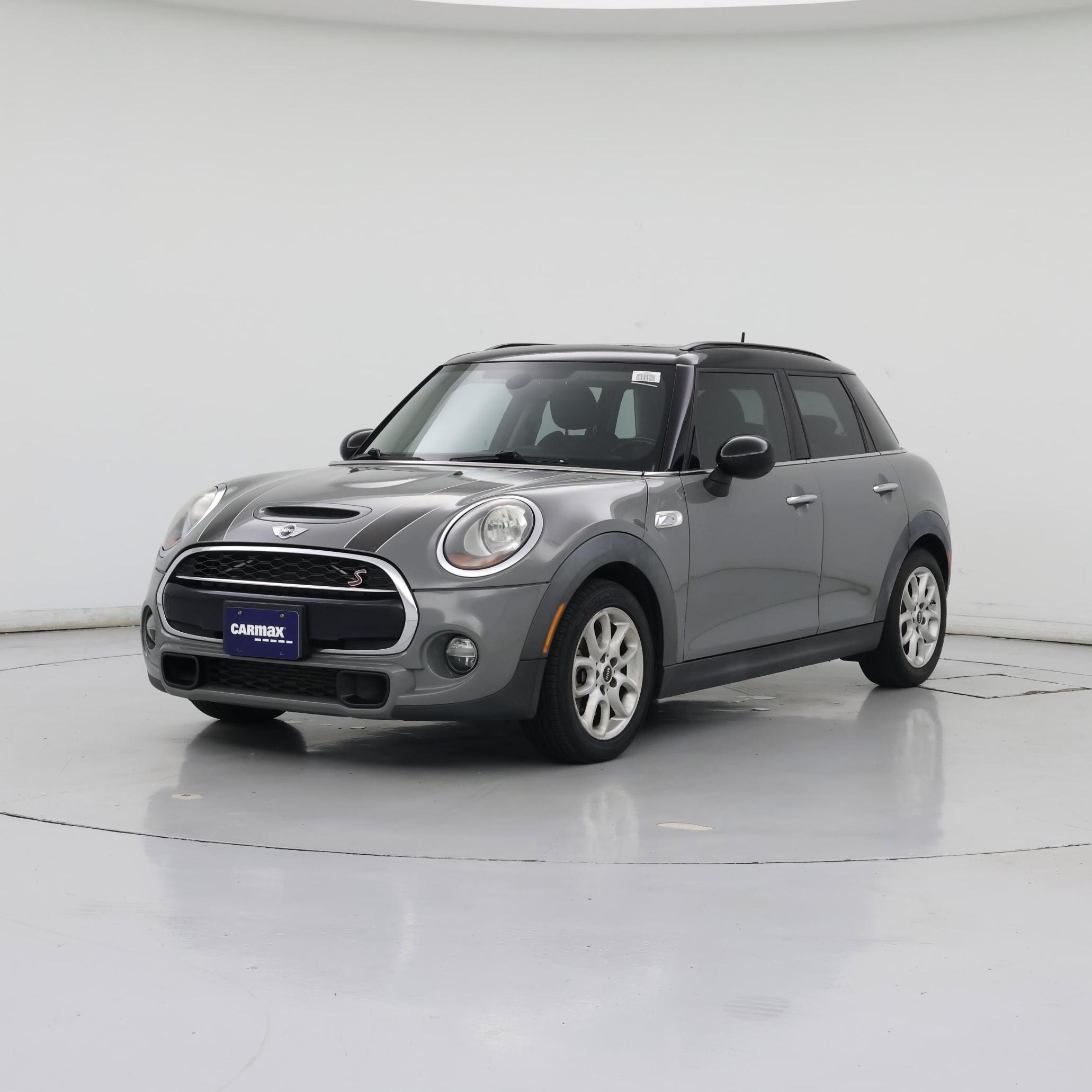 Thumbnail: 2016 MINI Cooper Hardtop - 4