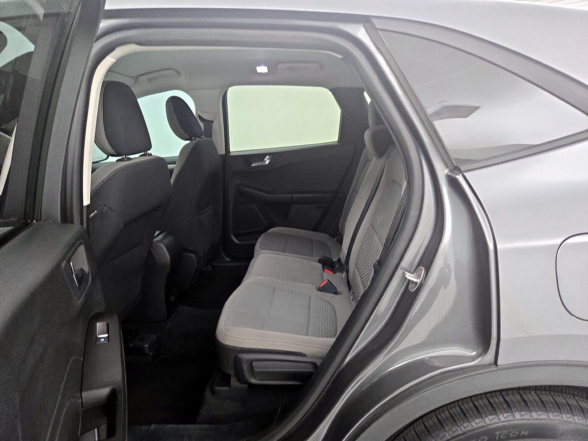 Thumbnail: 2021 Ford Escape - 19