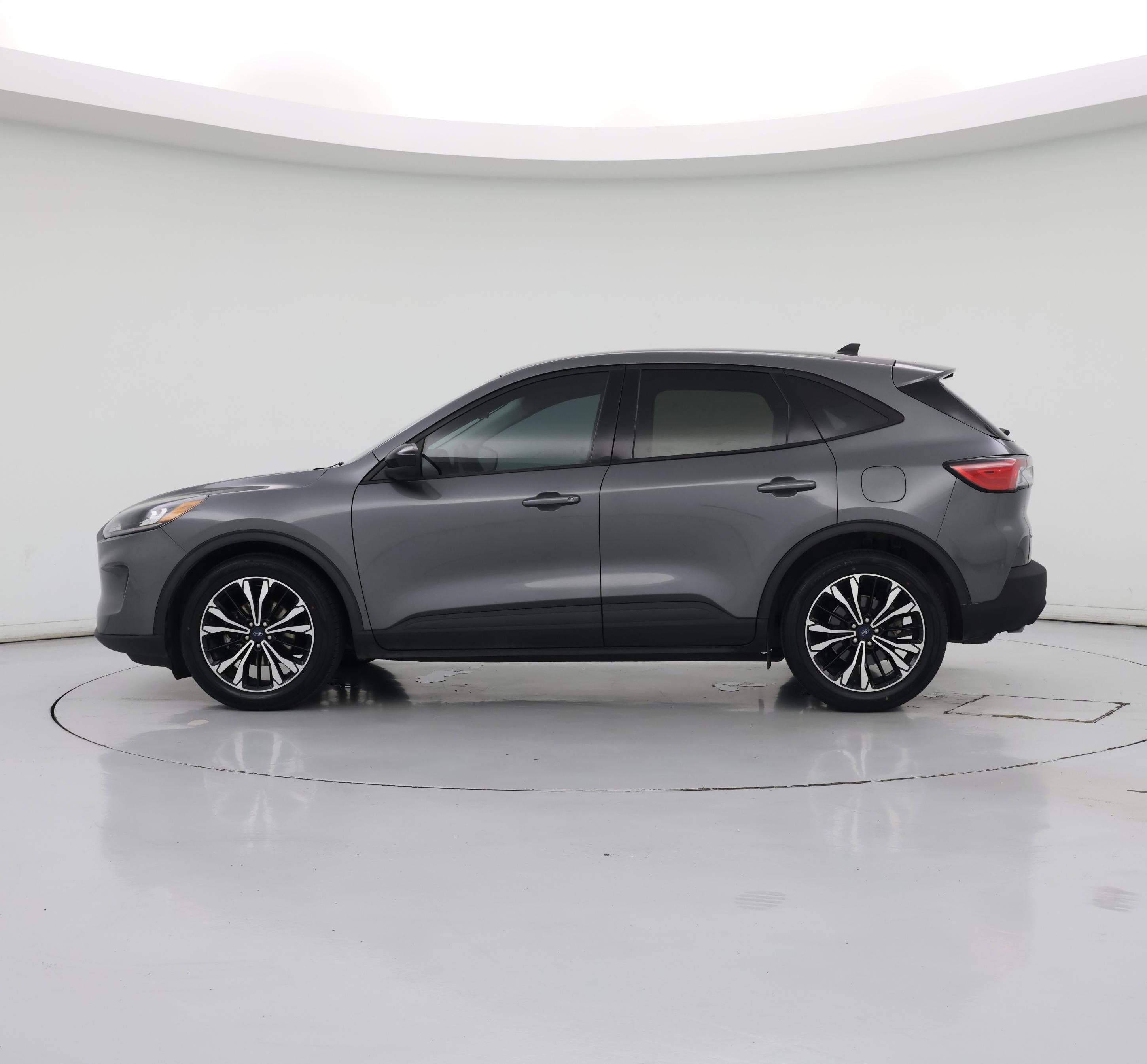 Thumbnail: 2021 Ford Escape - 3