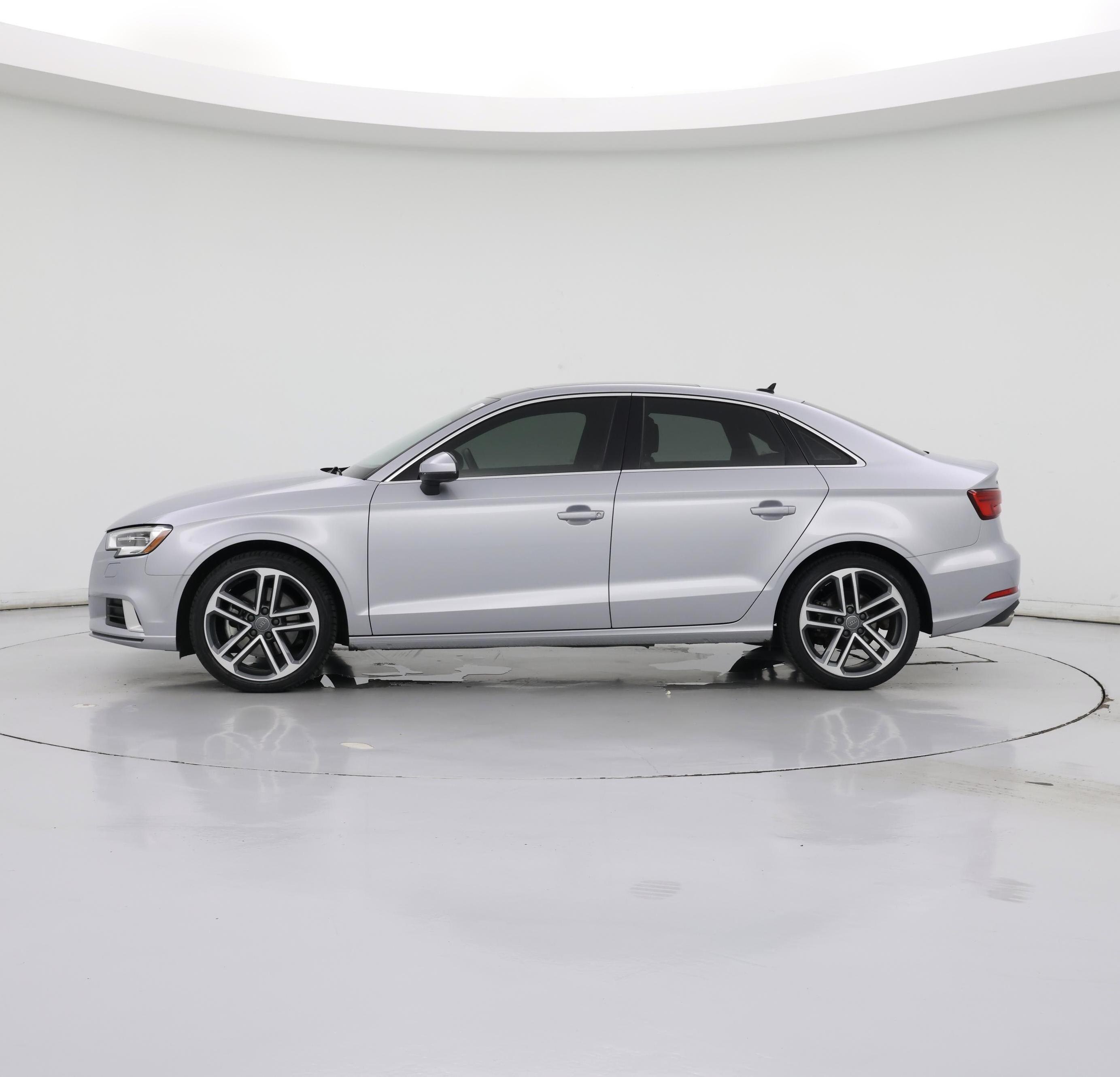Thumbnail: 2019 Audi A3 - 3