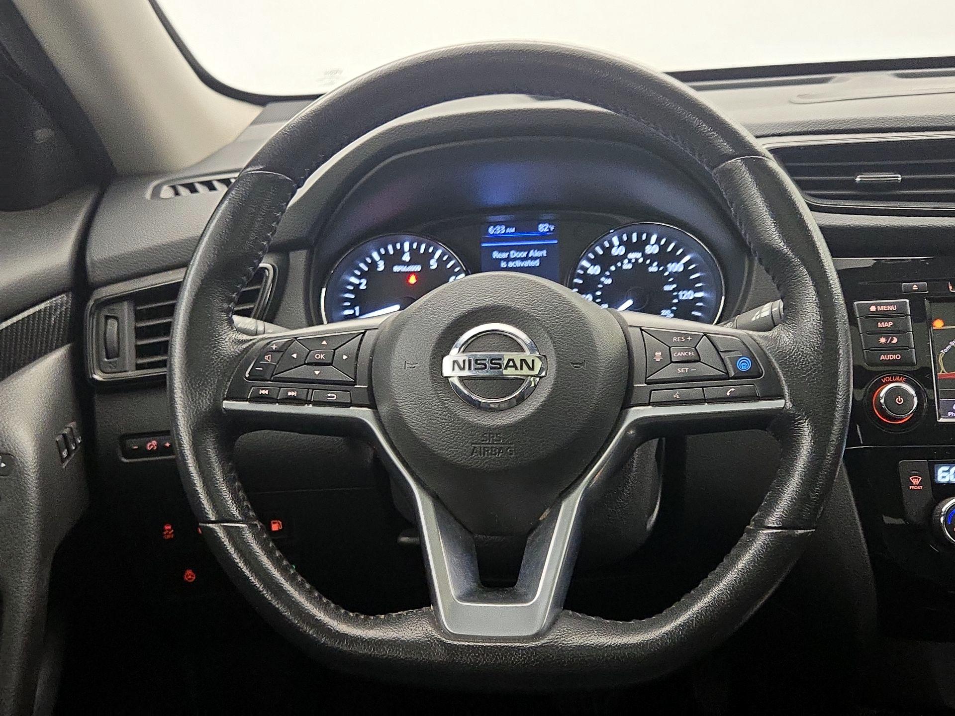Thumbnail: 2019 Nissan Rogue - 10
