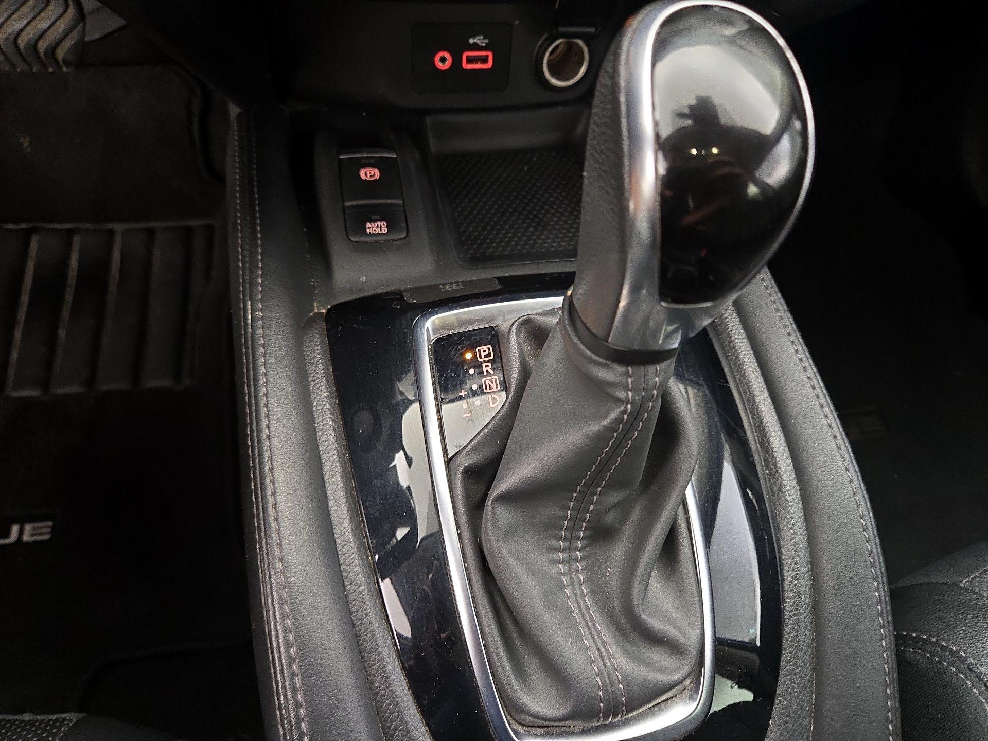 Thumbnail: 2019 Nissan Rogue - 18