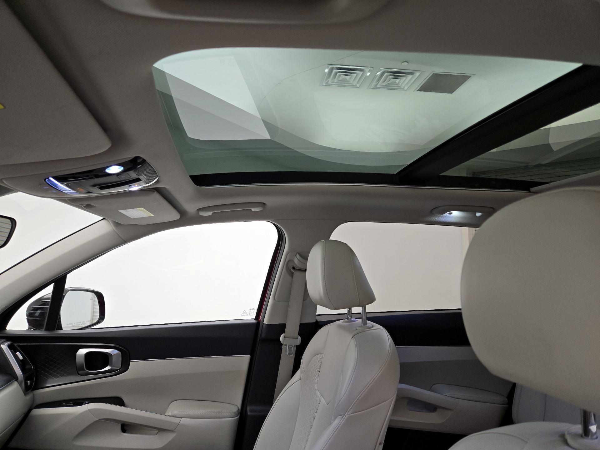 Thumbnail: 2021 Kia Sorento - 19