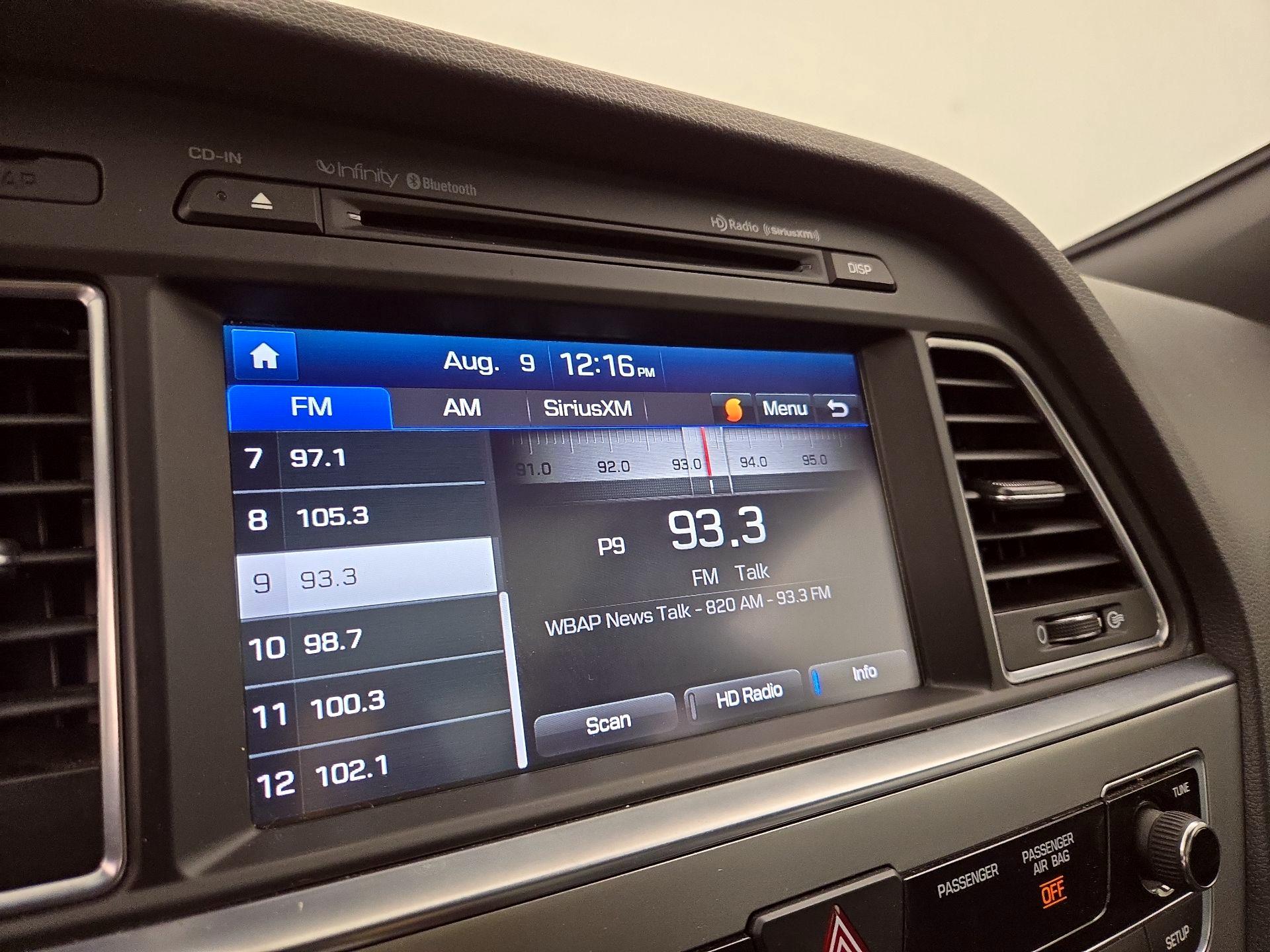 Thumbnail: 2016 Hyundai Sonata - 16
