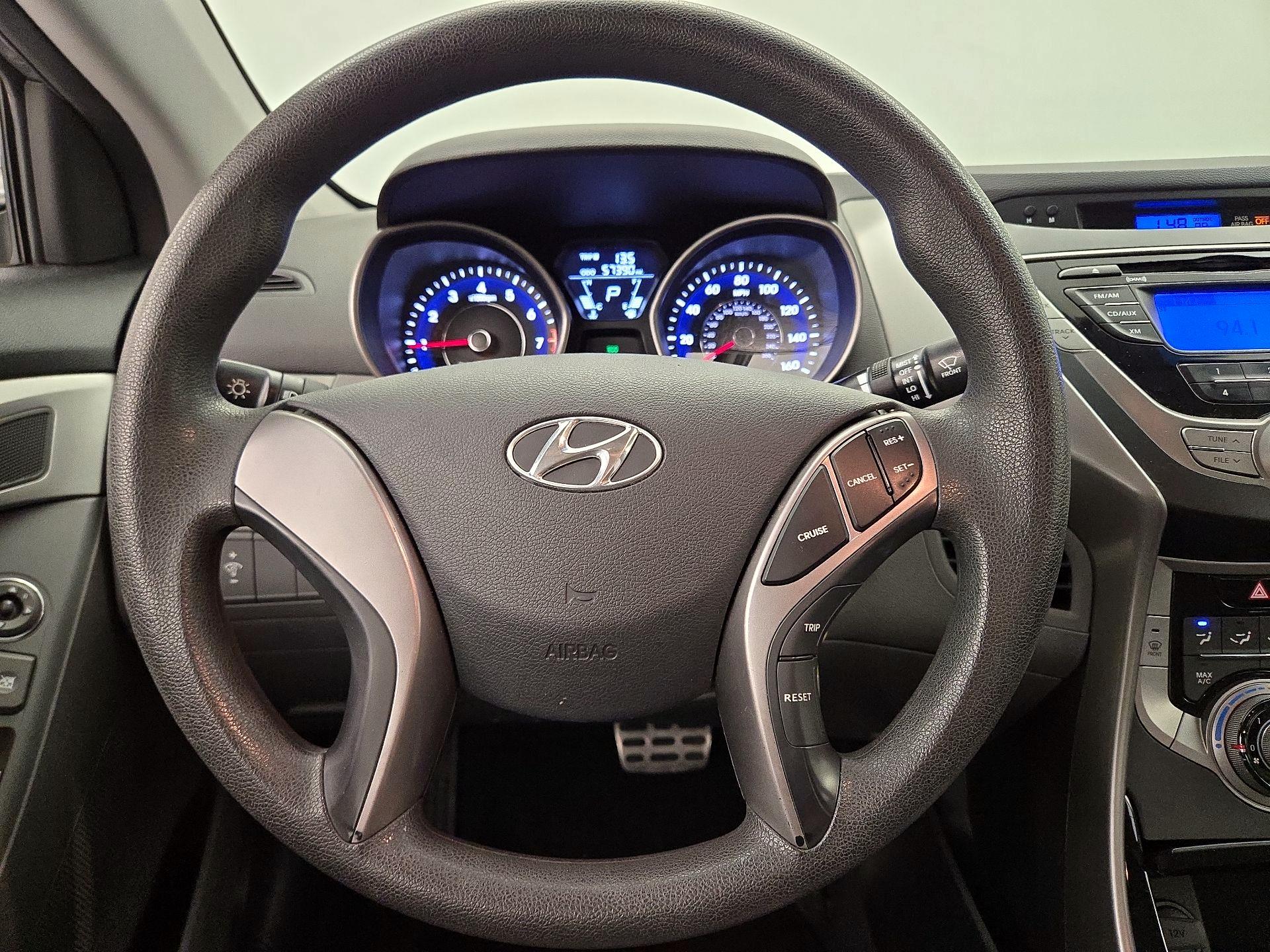 Thumbnail: 2013 Hyundai Elantra - 10