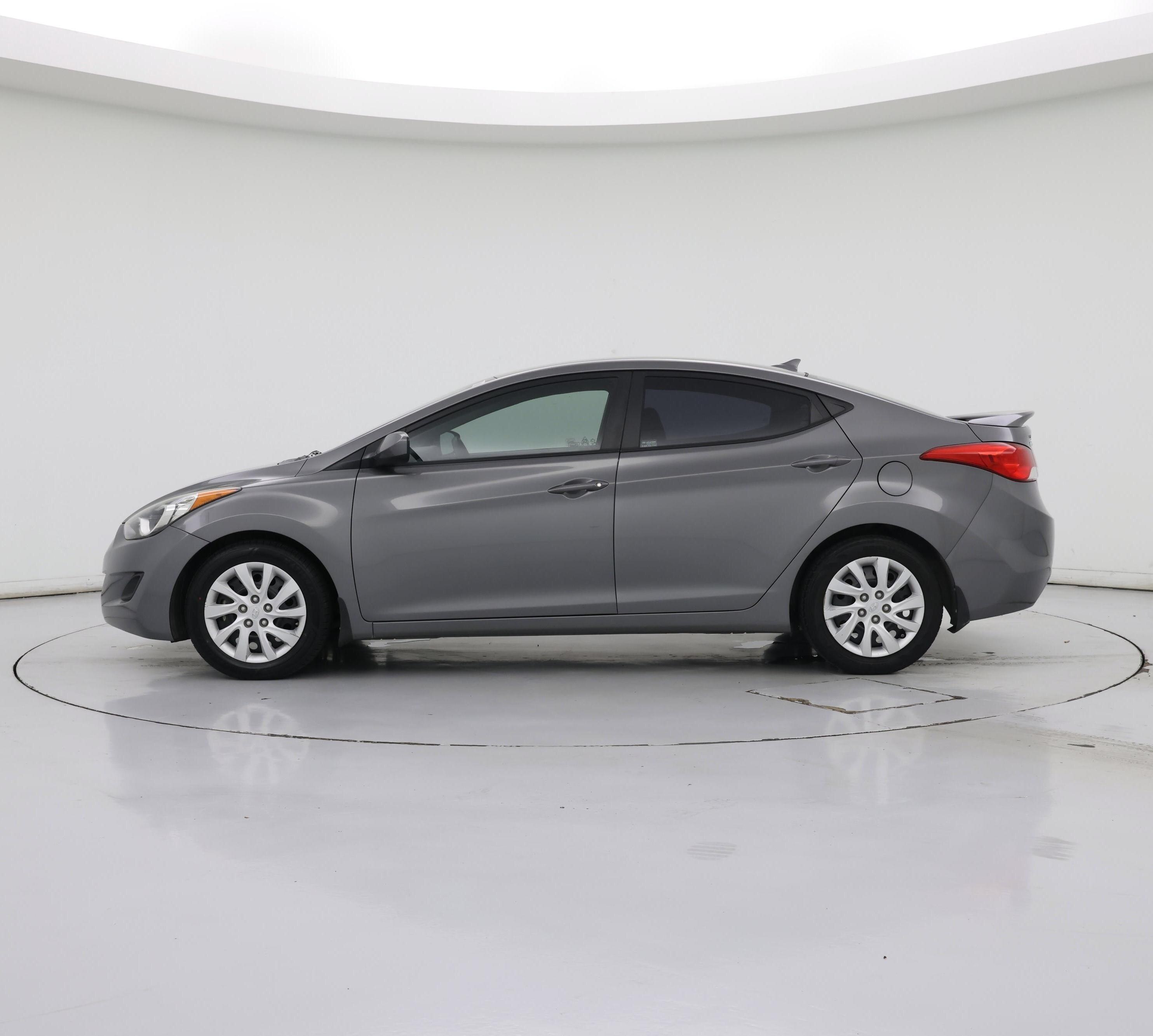 Thumbnail: 2013 Hyundai Elantra - 3