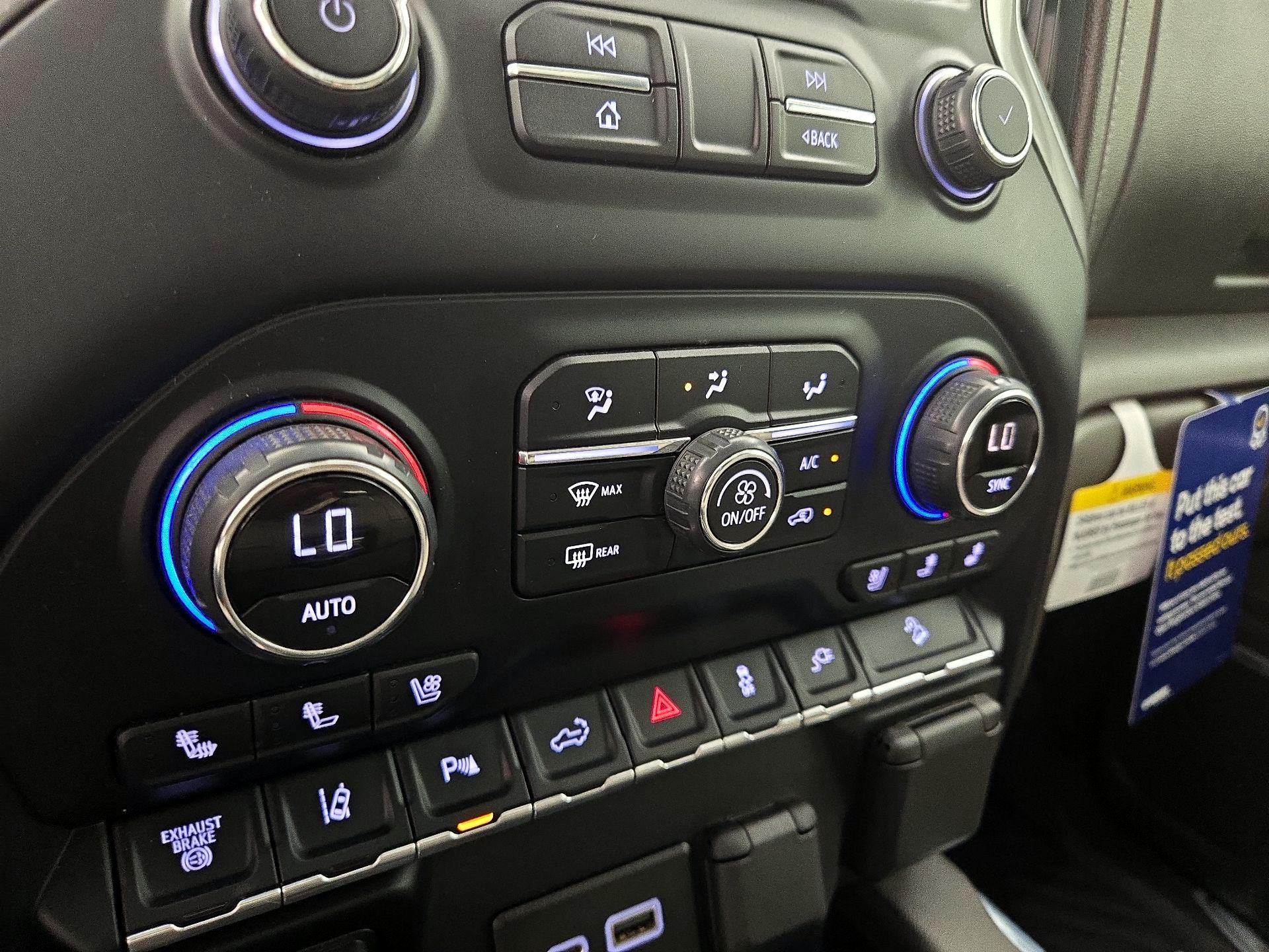 Thumbnail: 2020 Chevrolet Silverado 2500 - 17