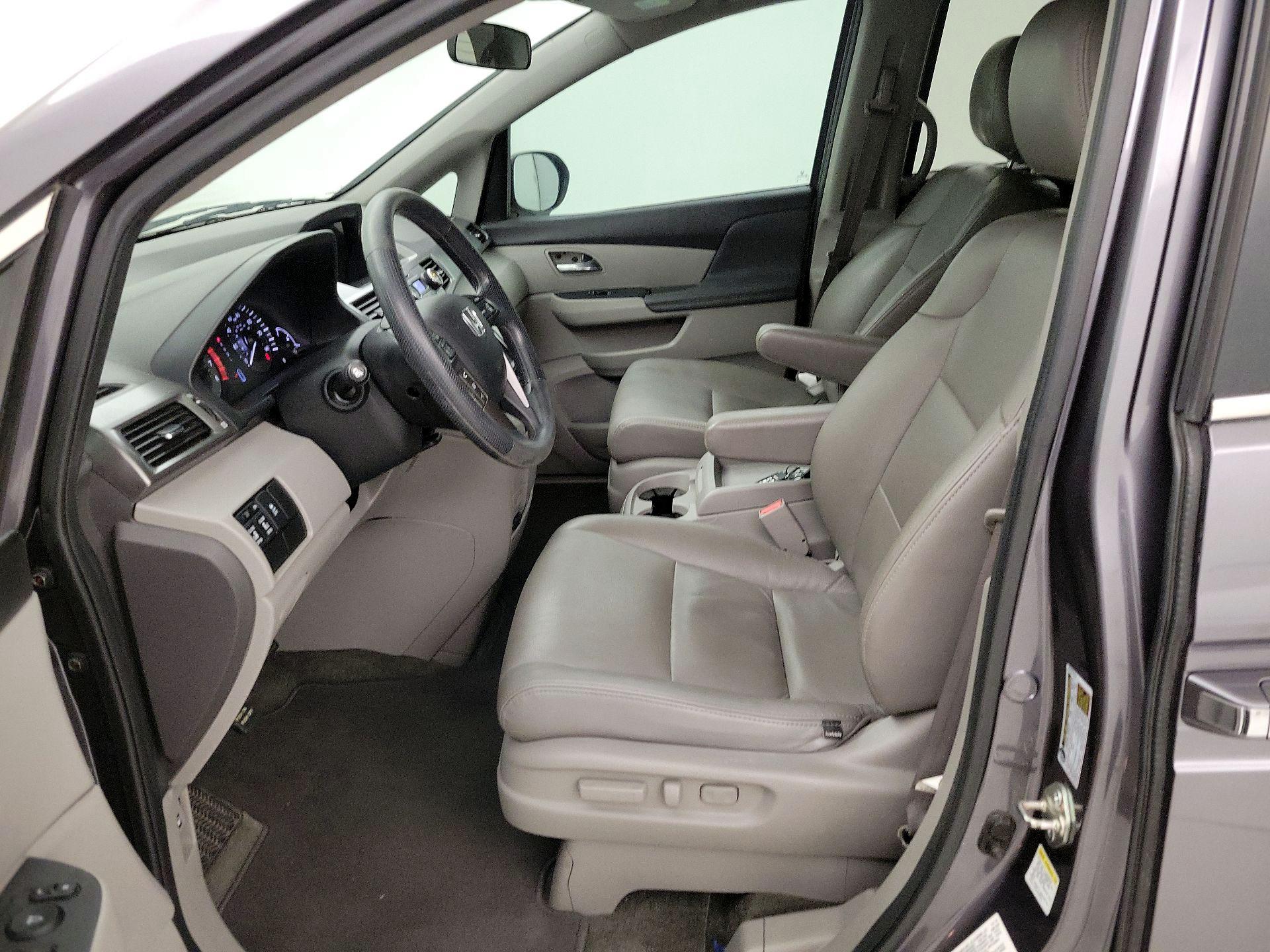Thumbnail: 2015 Honda Odyssey - 11