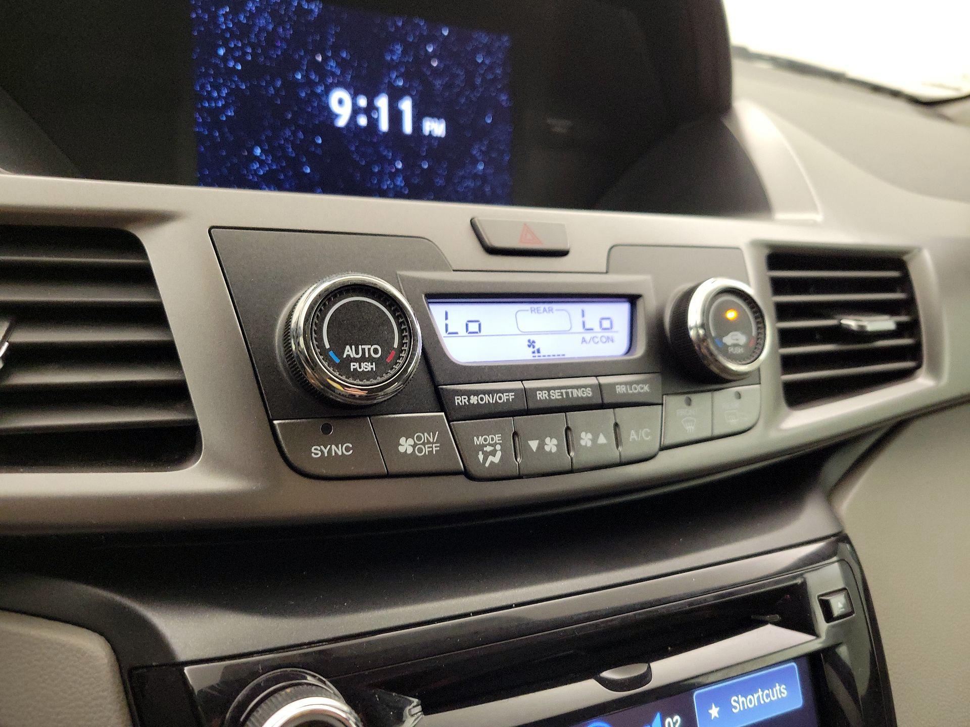 Thumbnail: 2015 Honda Odyssey - 16