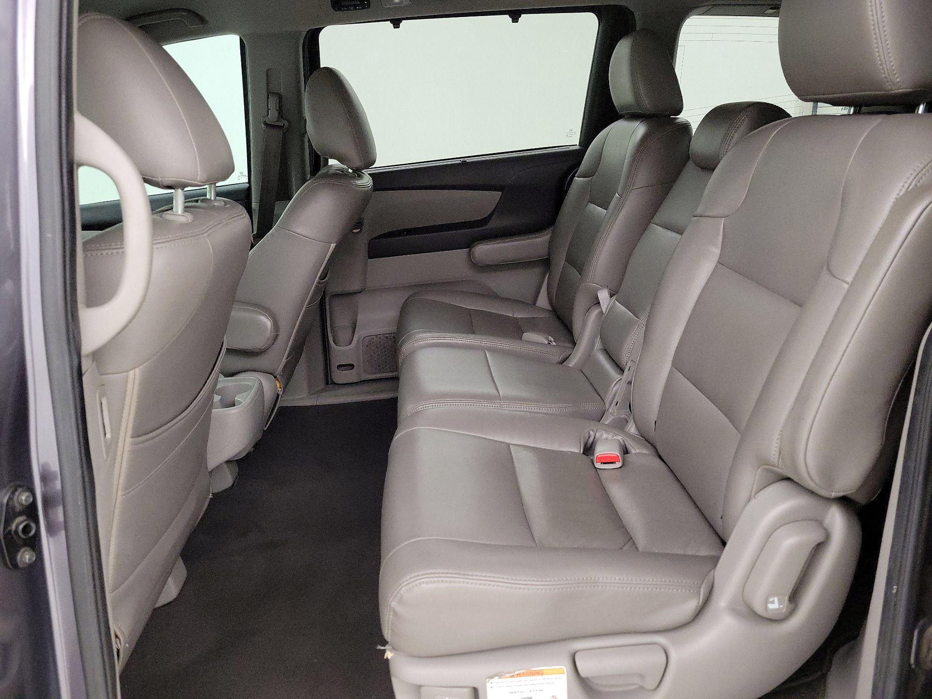 Thumbnail: 2015 Honda Odyssey - 19