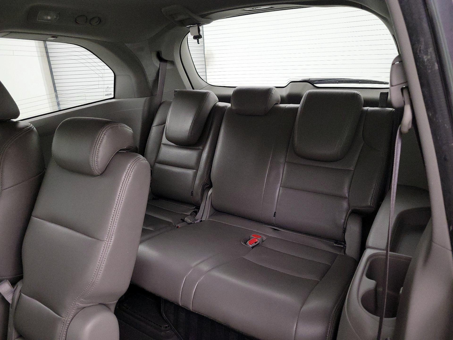 Thumbnail: 2015 Honda Odyssey - 20