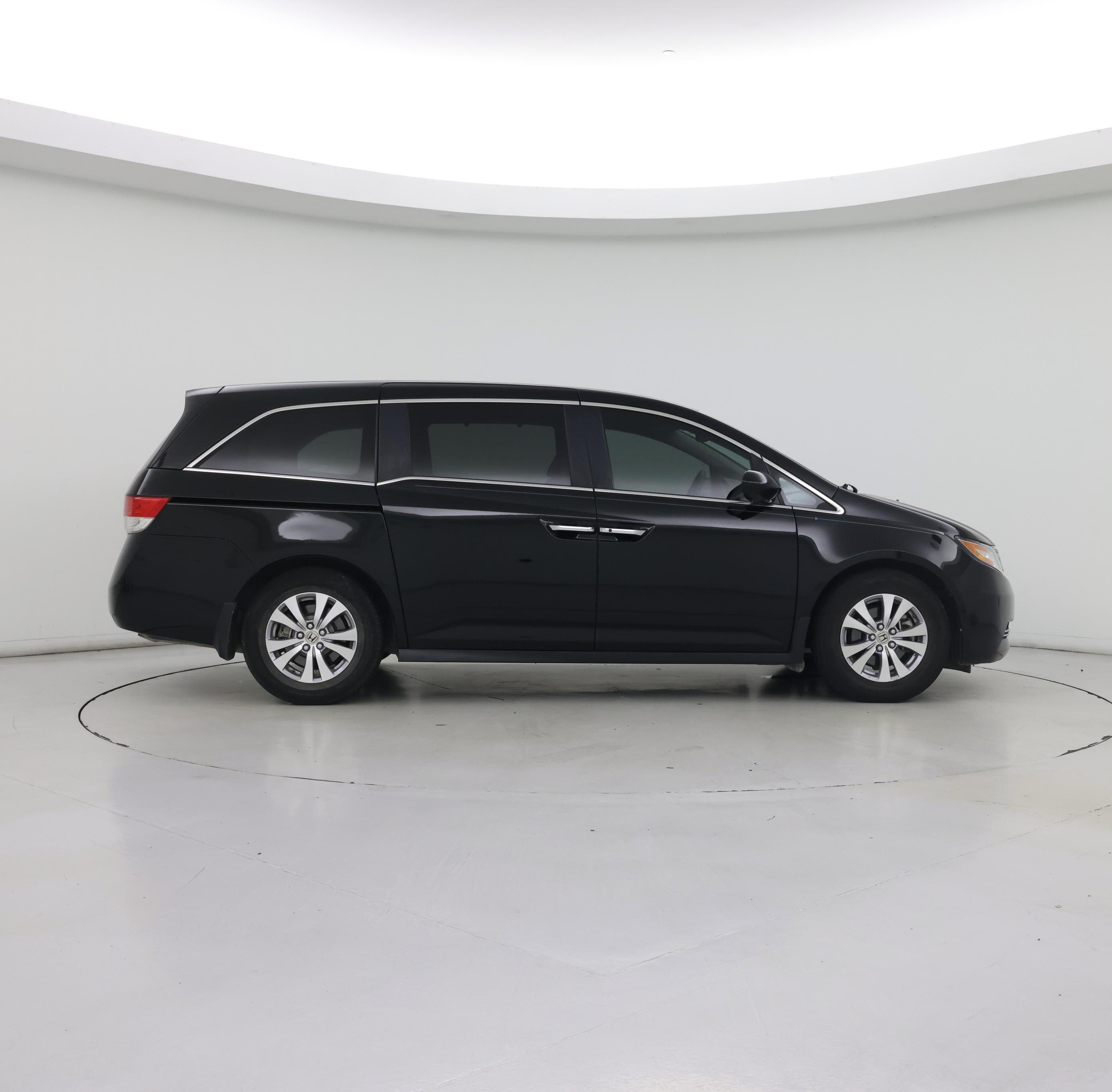 Thumbnail: 2015 Honda Odyssey - 7