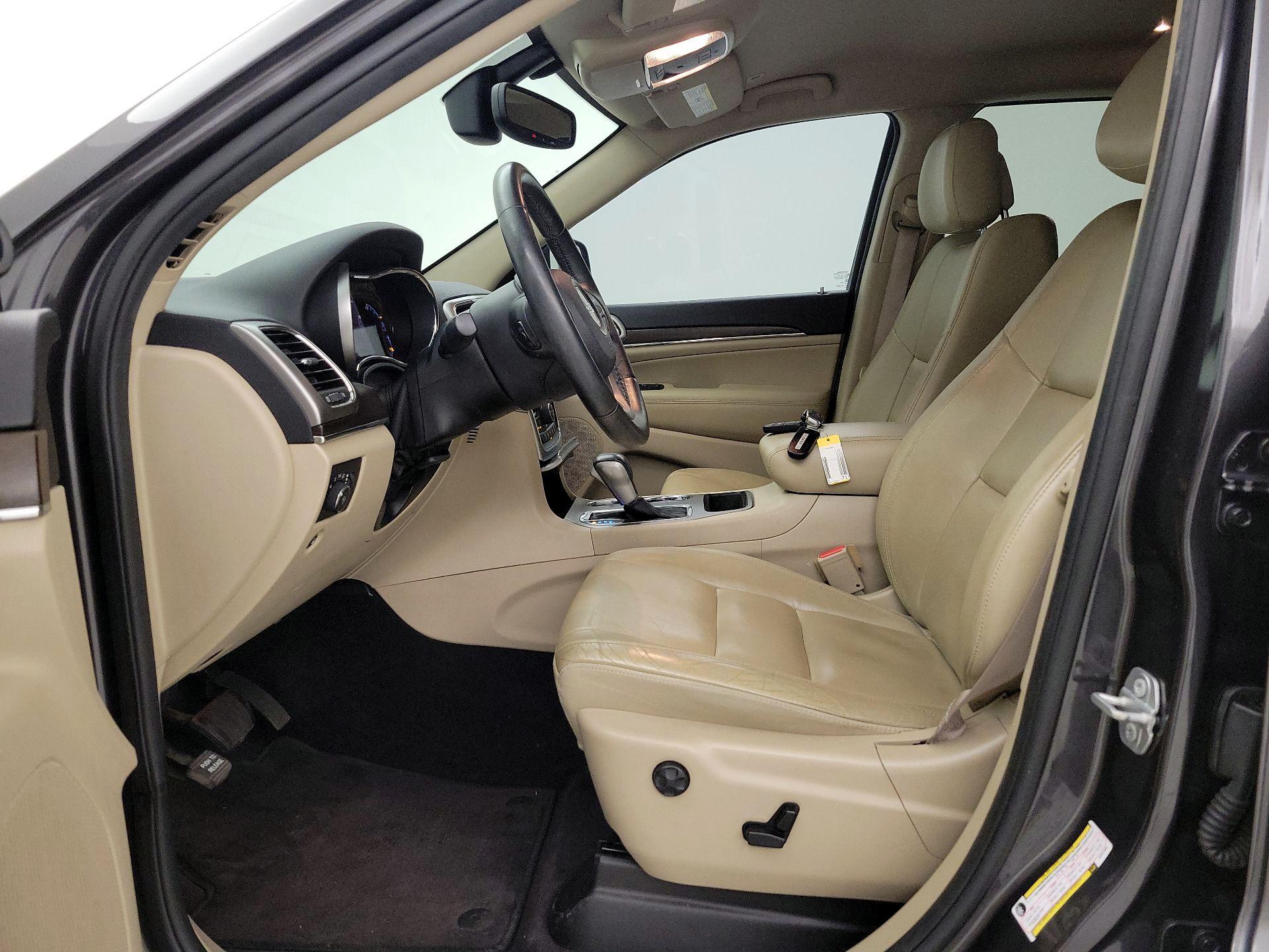 Thumbnail: 2018 Jeep Grand Cherokee - 11
