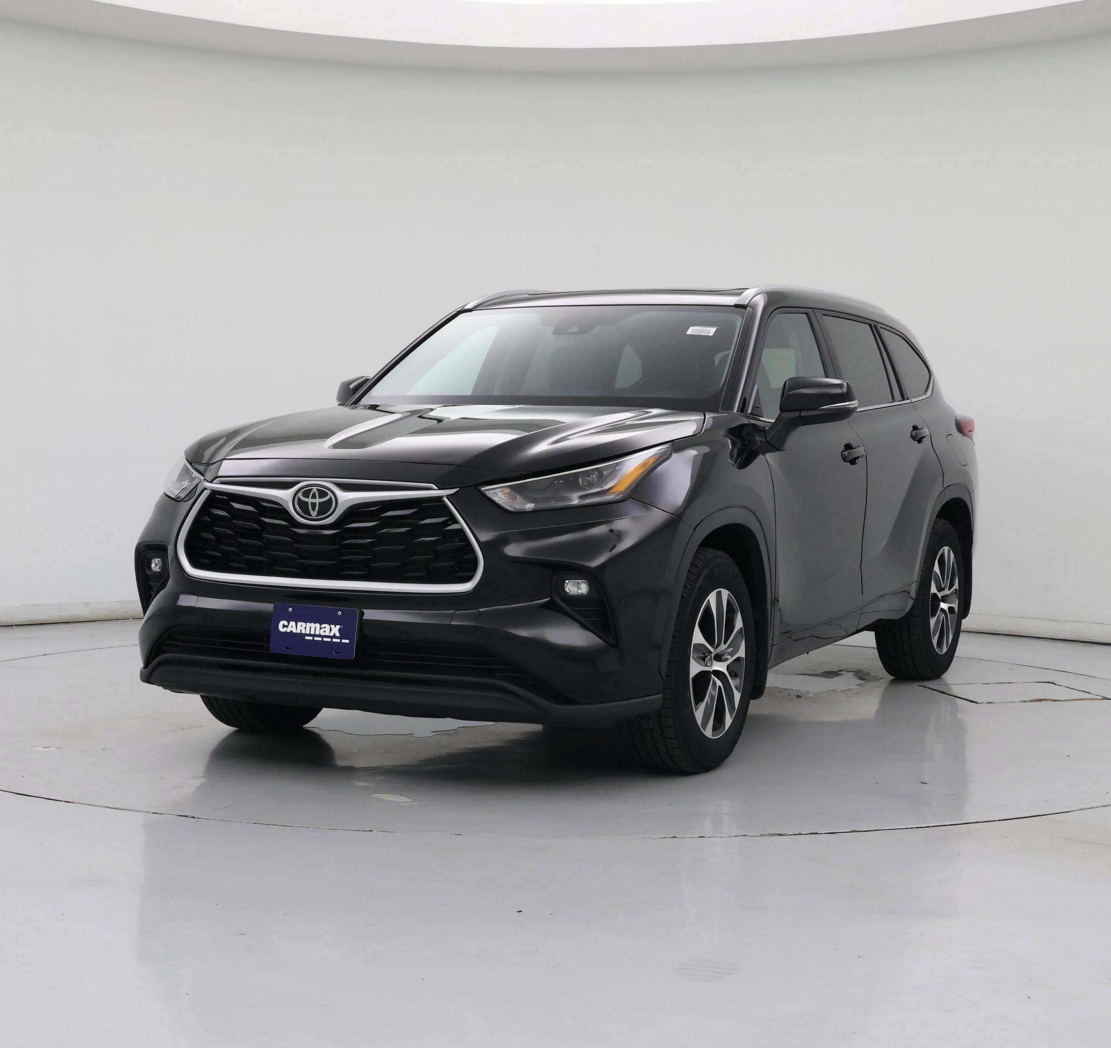 Thumbnail: 2023 Toyota Highlander - 4