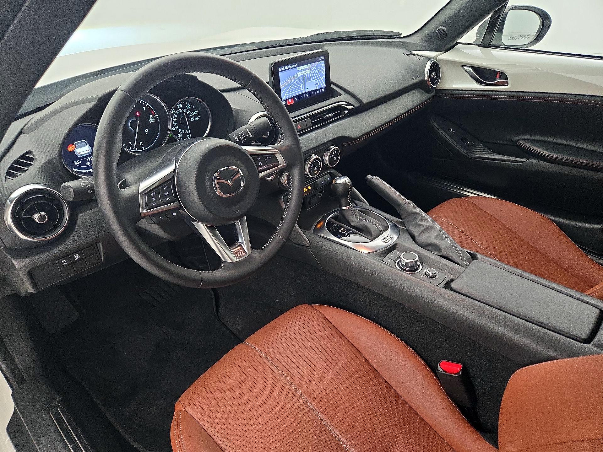 Thumbnail: 2023 Mazda MX-5 Miata - 9