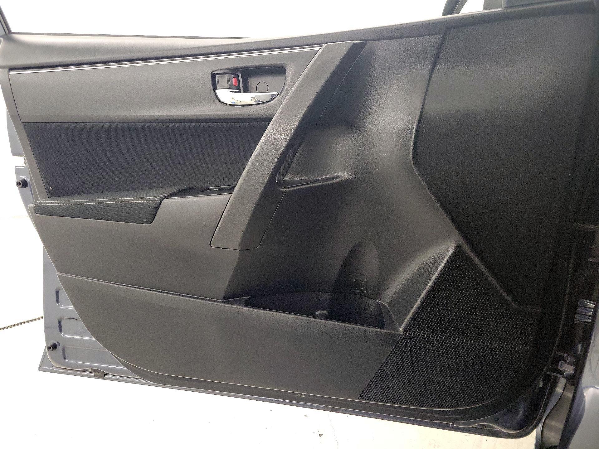 Thumbnail: 2019 Toyota Corolla - 12
