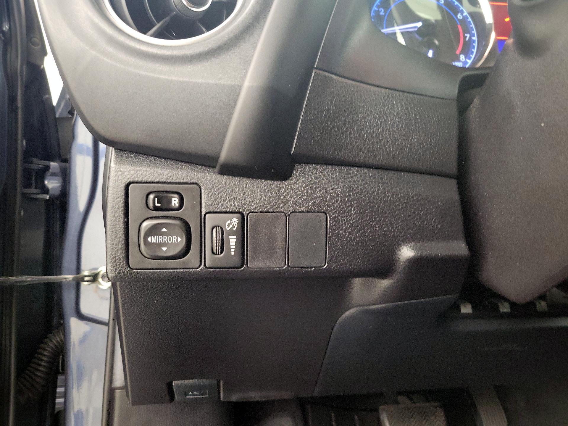 Thumbnail: 2019 Toyota Corolla - 13