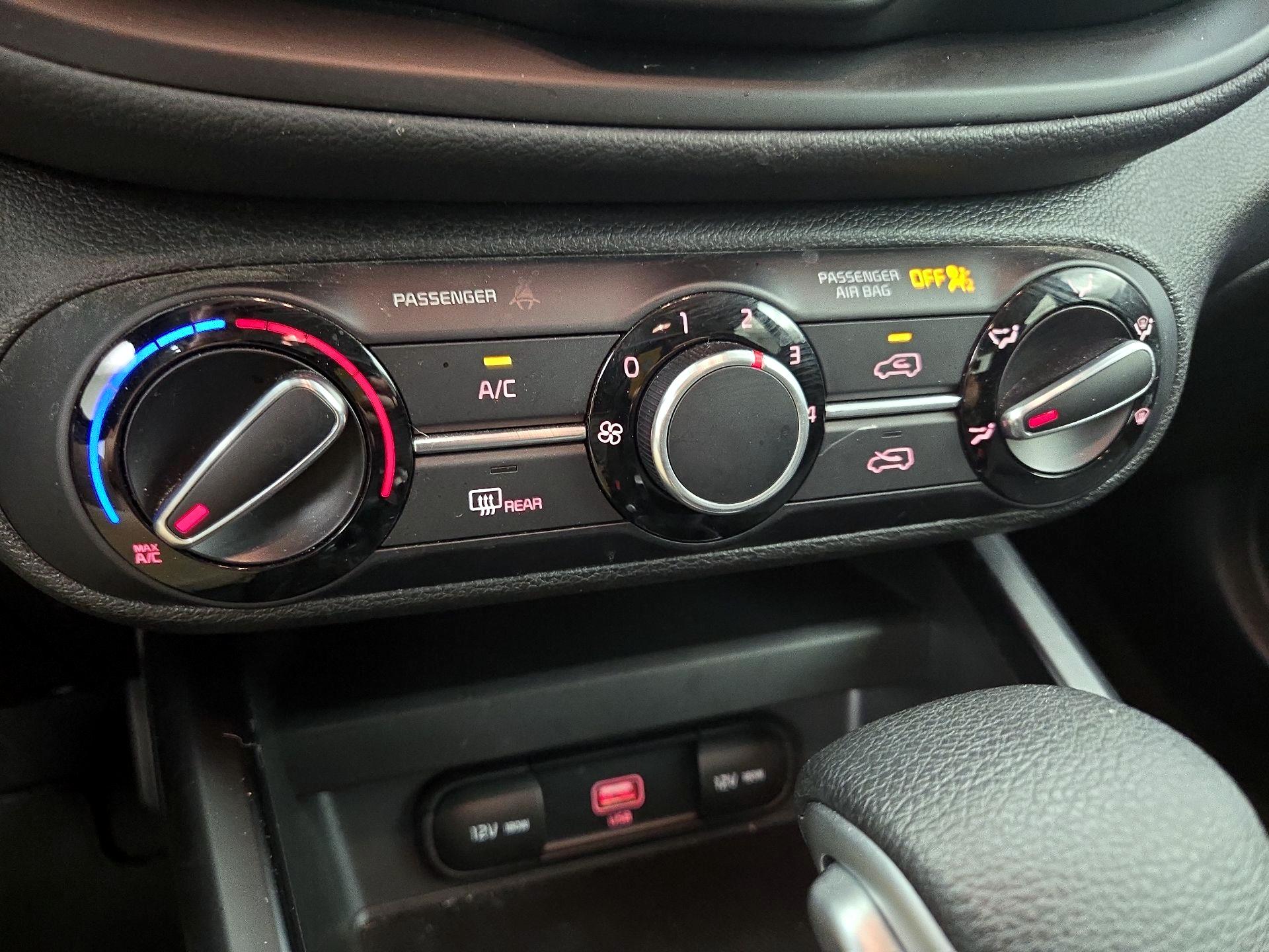 Thumbnail: 2022 Kia Soul - 16