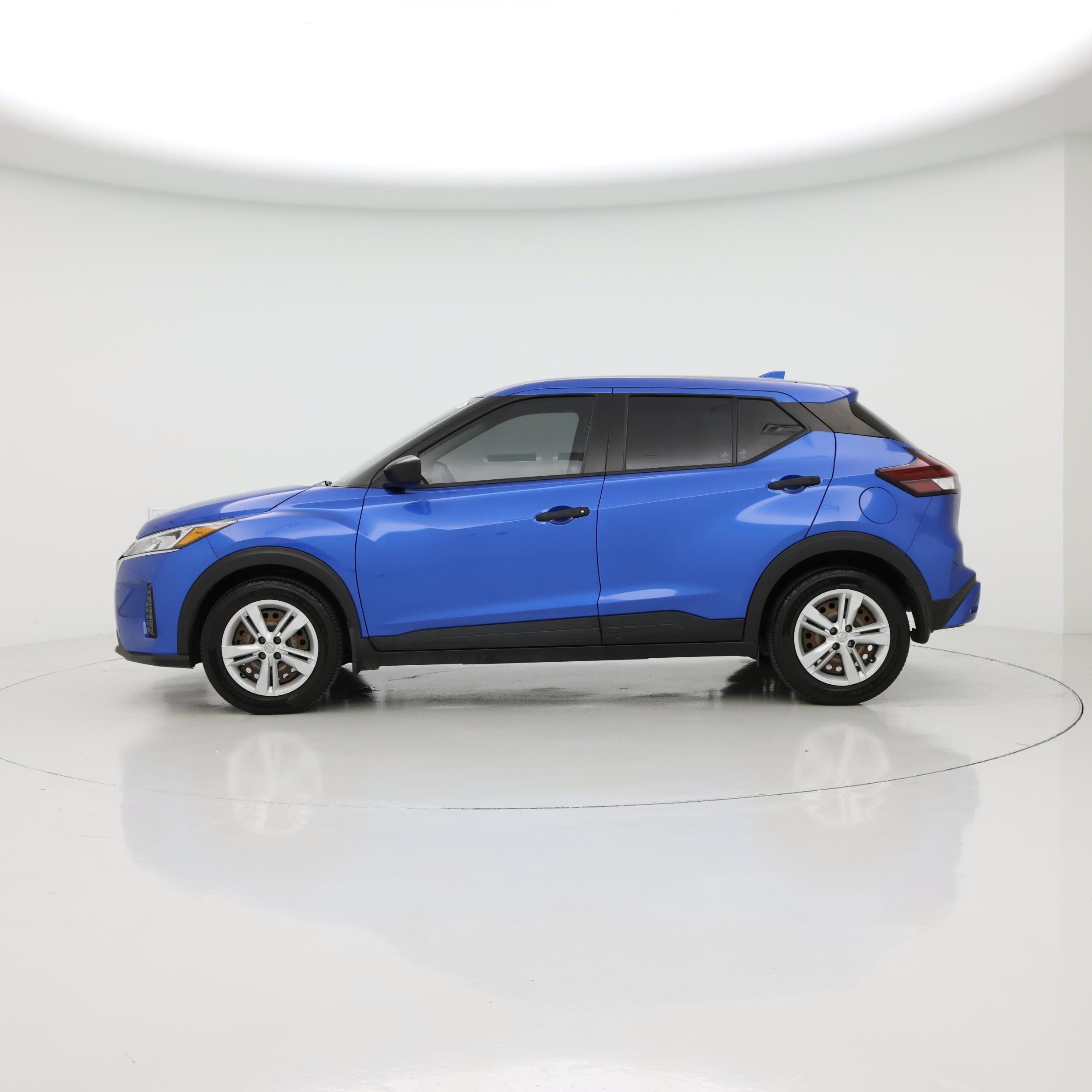 Thumbnail: 2023 Nissan Kicks - 3