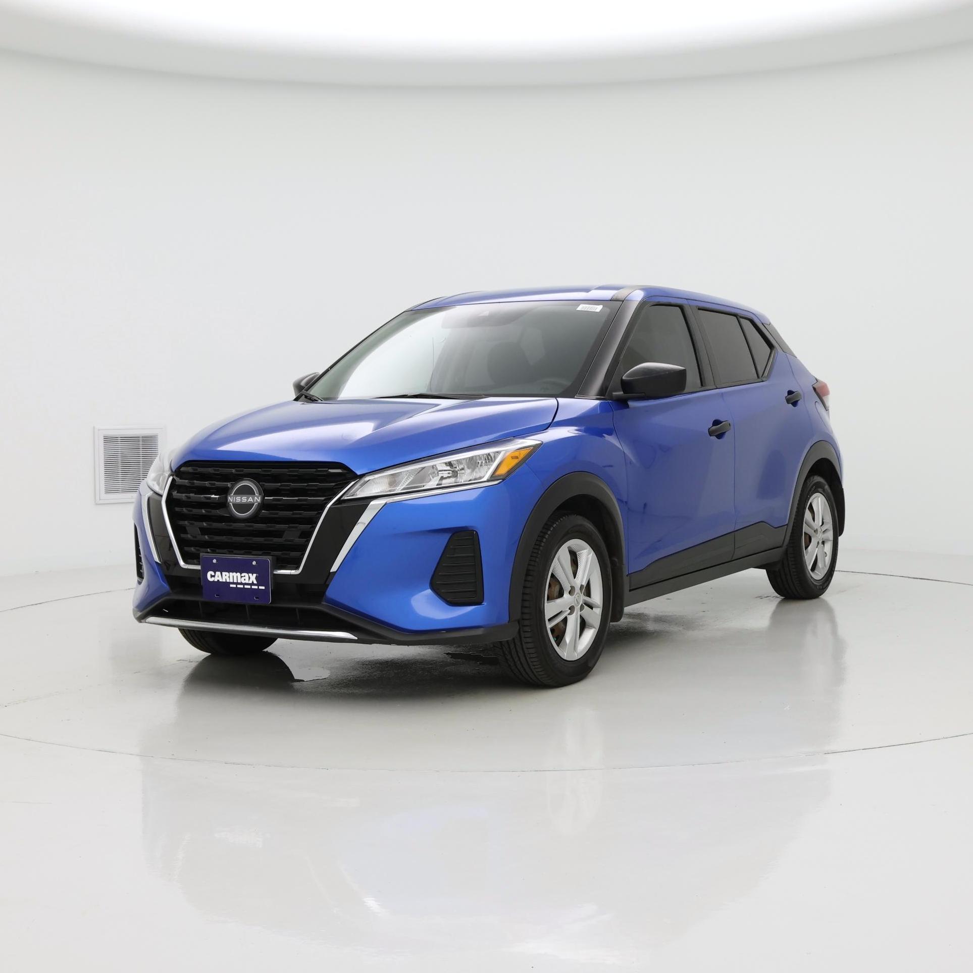 Thumbnail: 2023 Nissan Kicks - 4