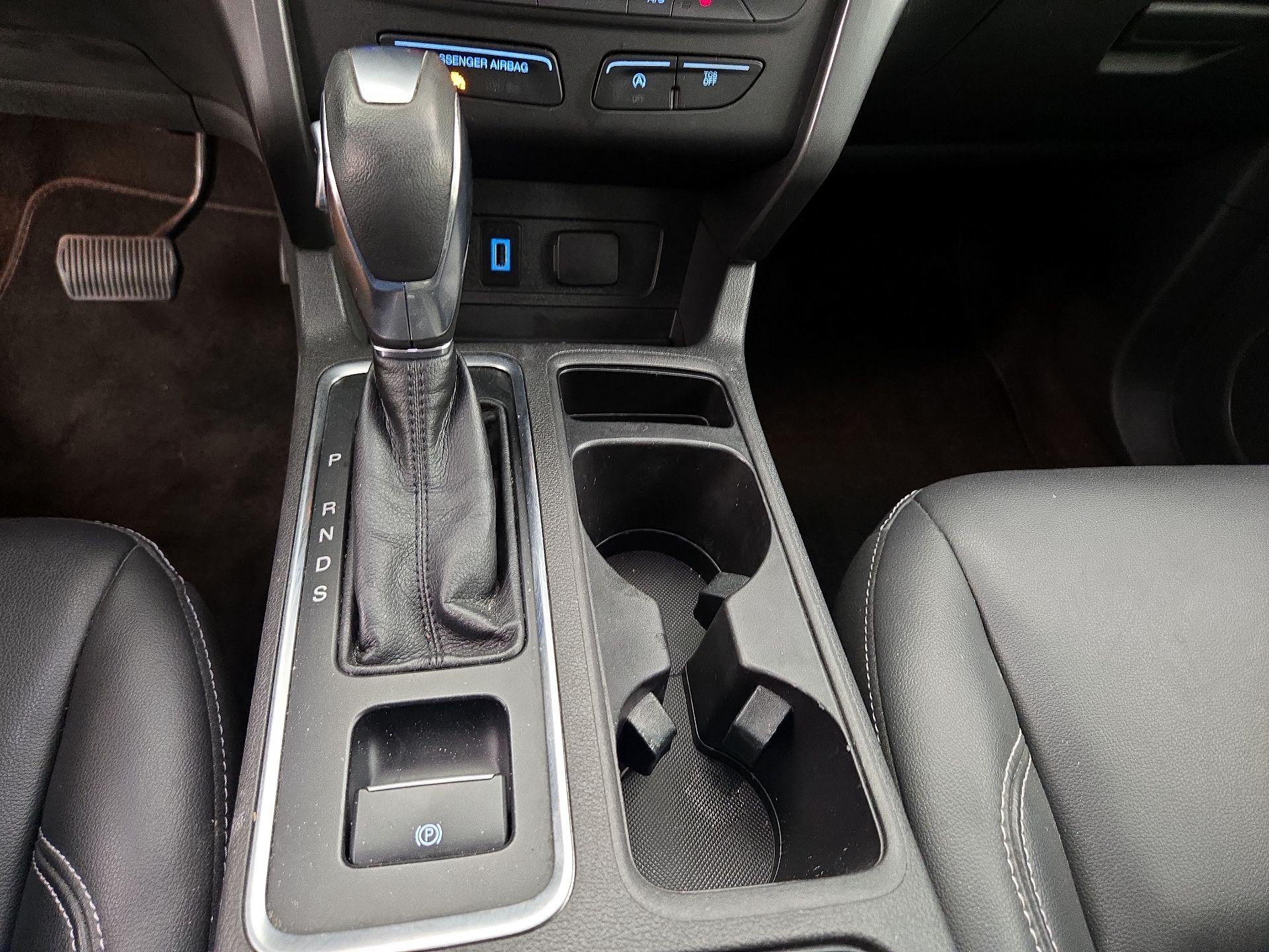Thumbnail: 2019 Ford Escape - 17