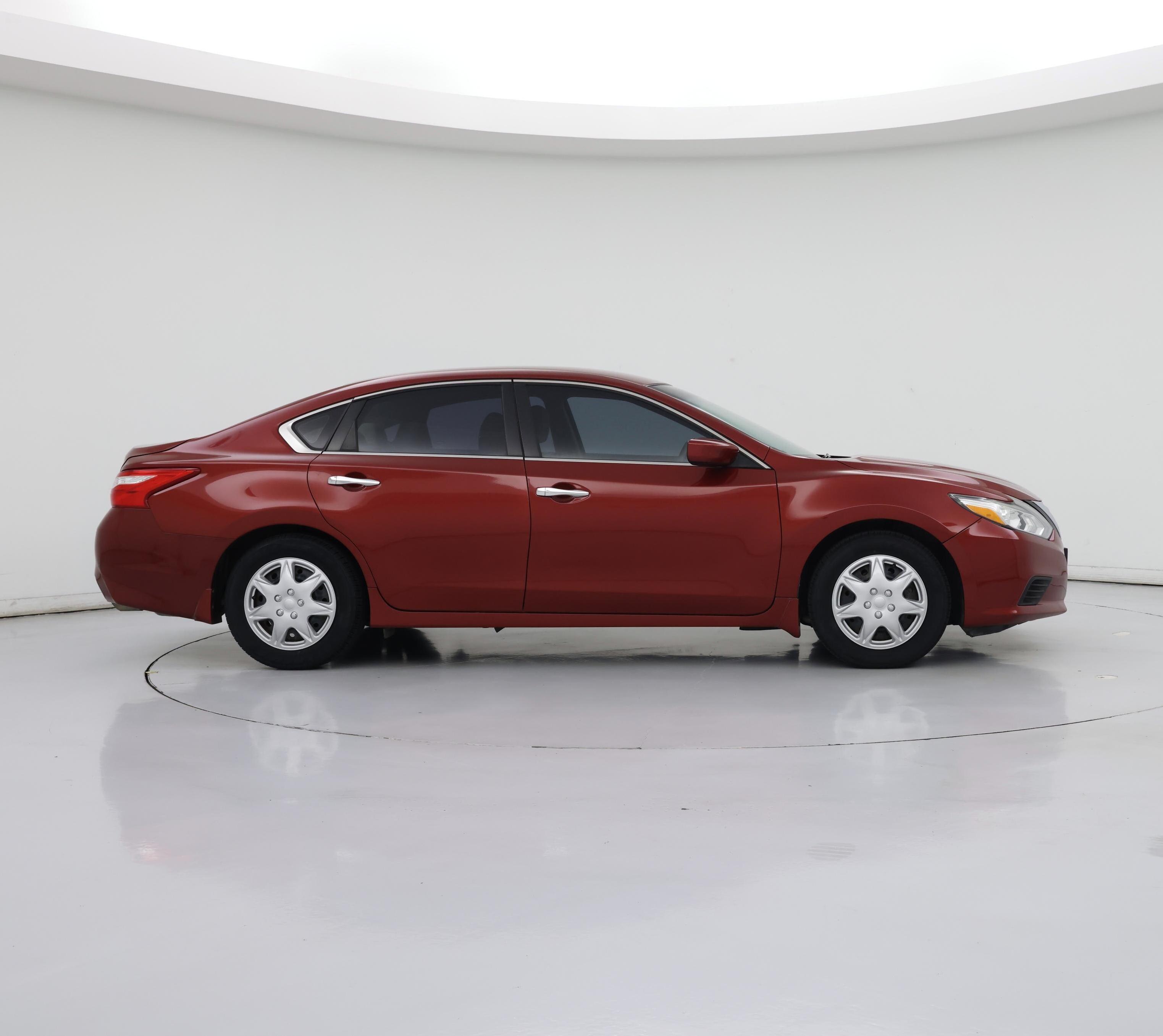 Thumbnail: 2016 Nissan Altima - 7