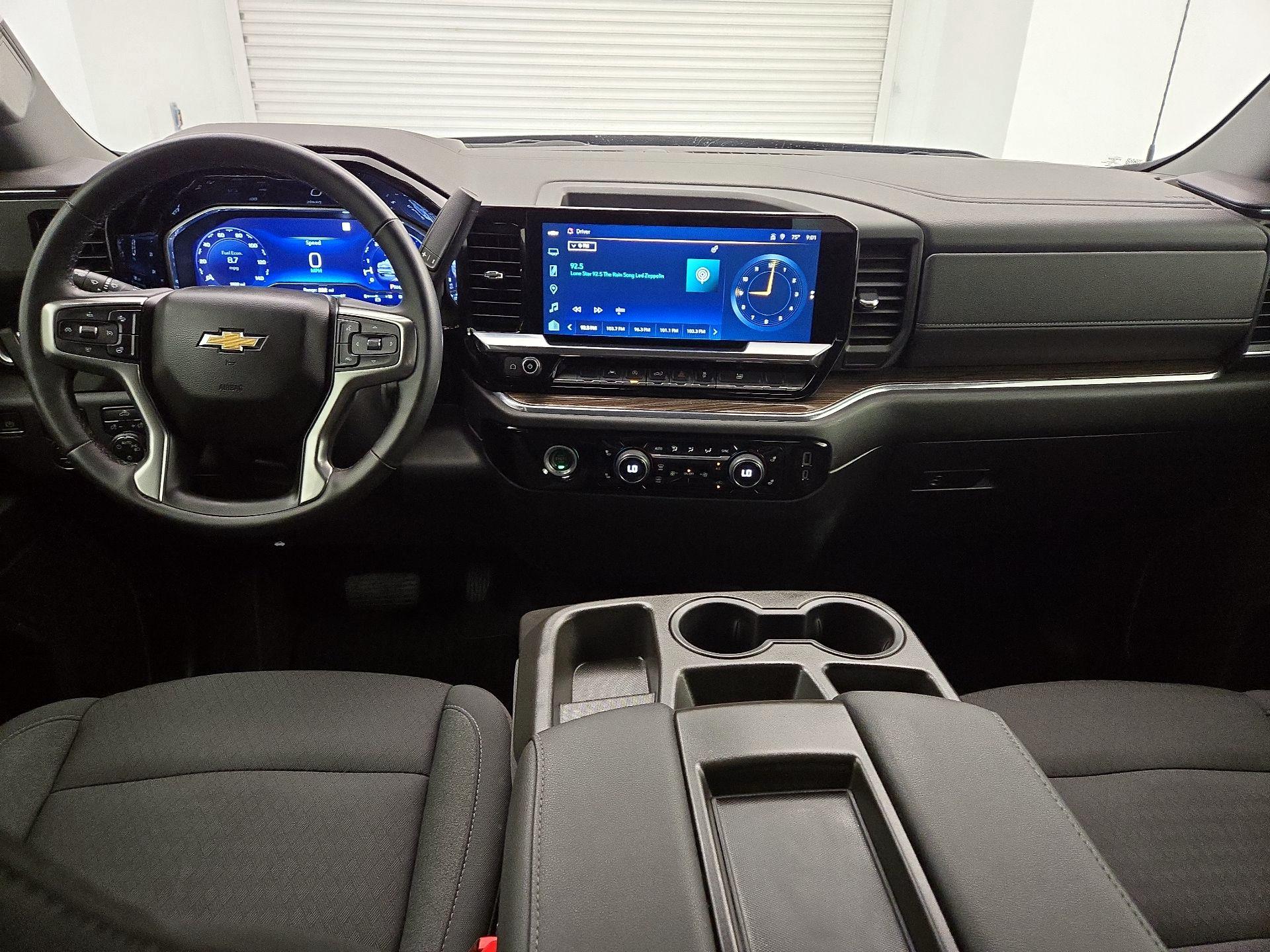 Thumbnail: 2023 Chevrolet Silverado 1500 - 9