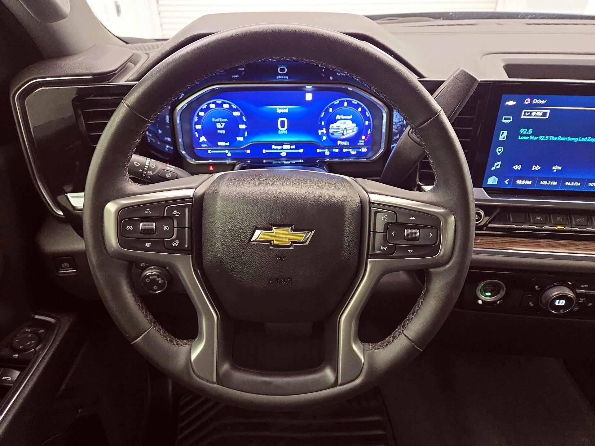 Thumbnail: 2023 Chevrolet Silverado 1500 - 10