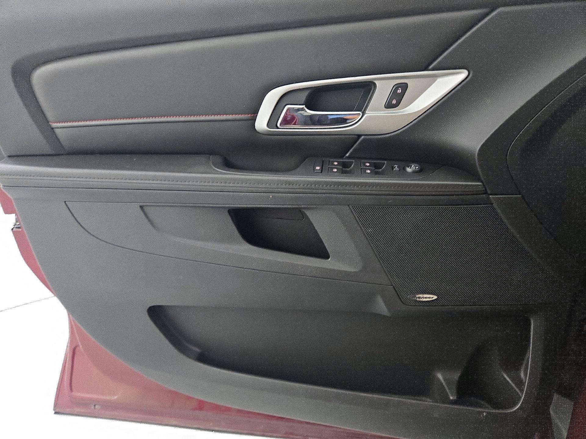 Thumbnail: 2016 GMC Terrain - 12