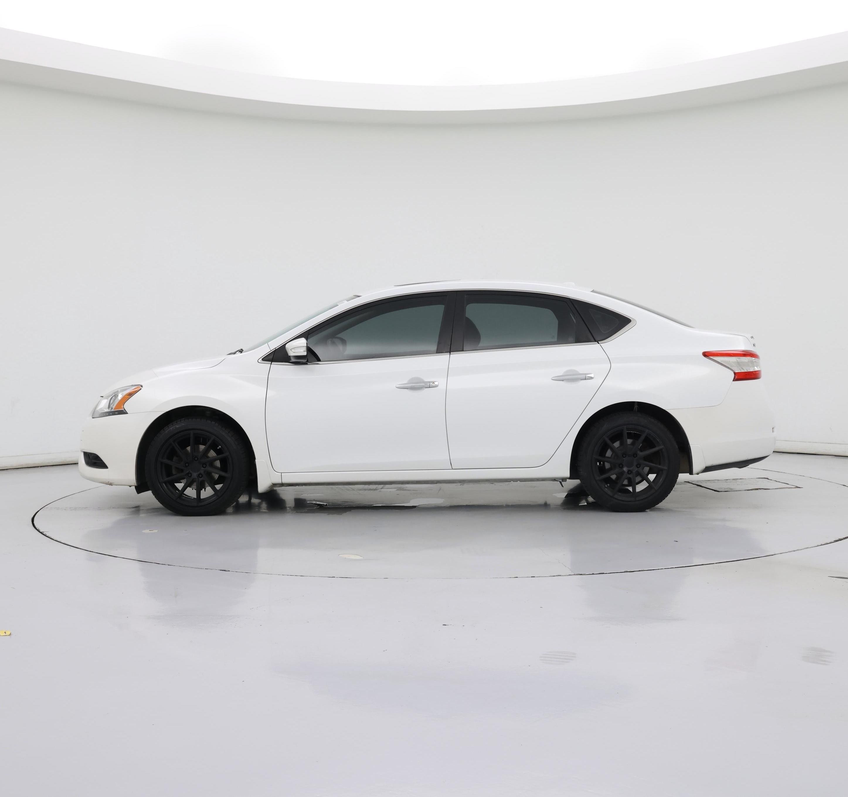 Thumbnail: 2013 Nissan Sentra - 3