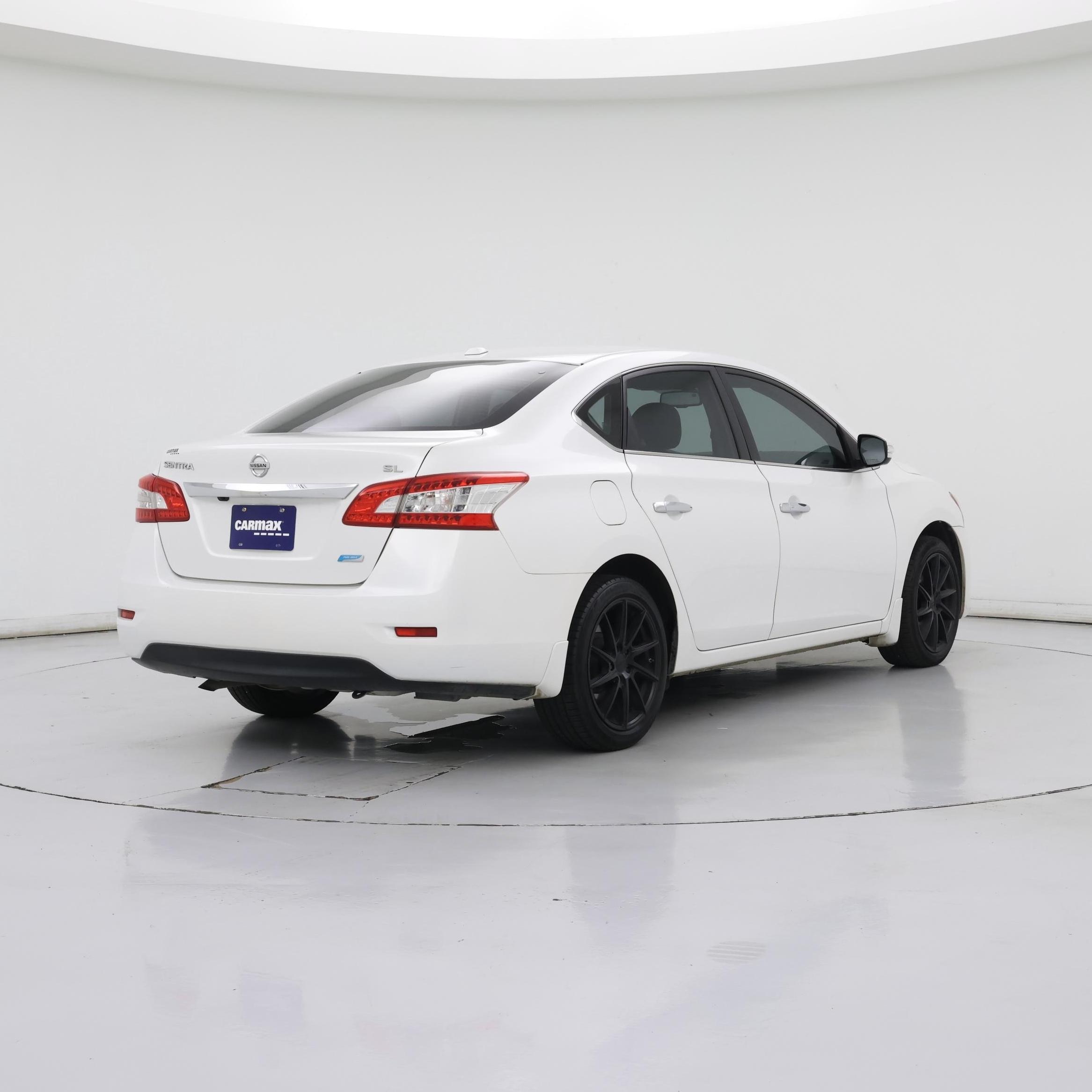 Thumbnail: 2013 Nissan Sentra - 8