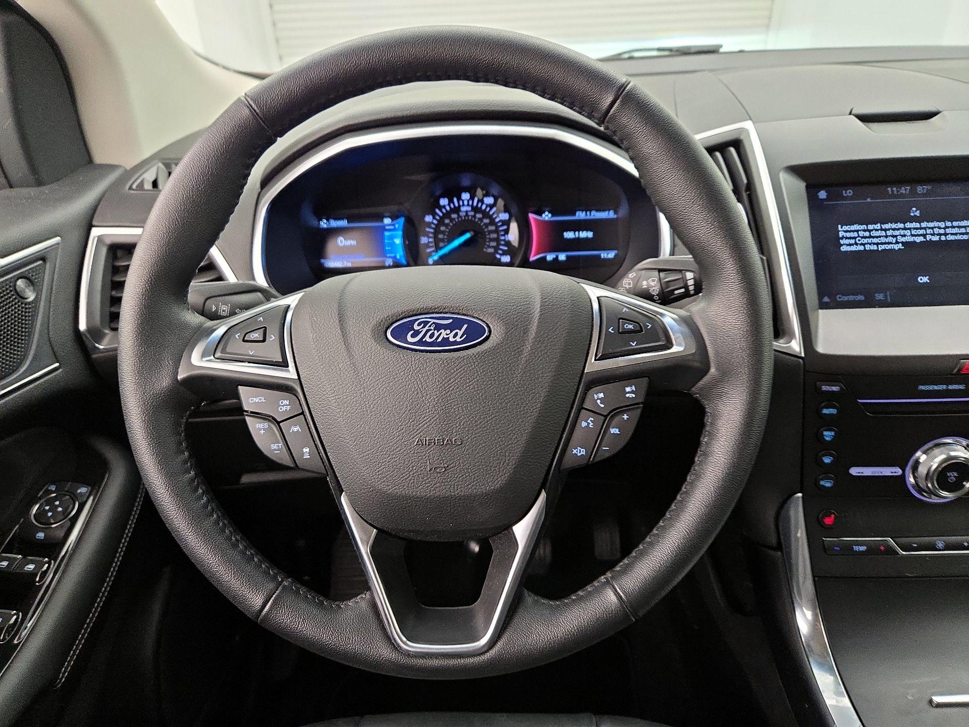 Thumbnail: 2019 Ford Edge - 10