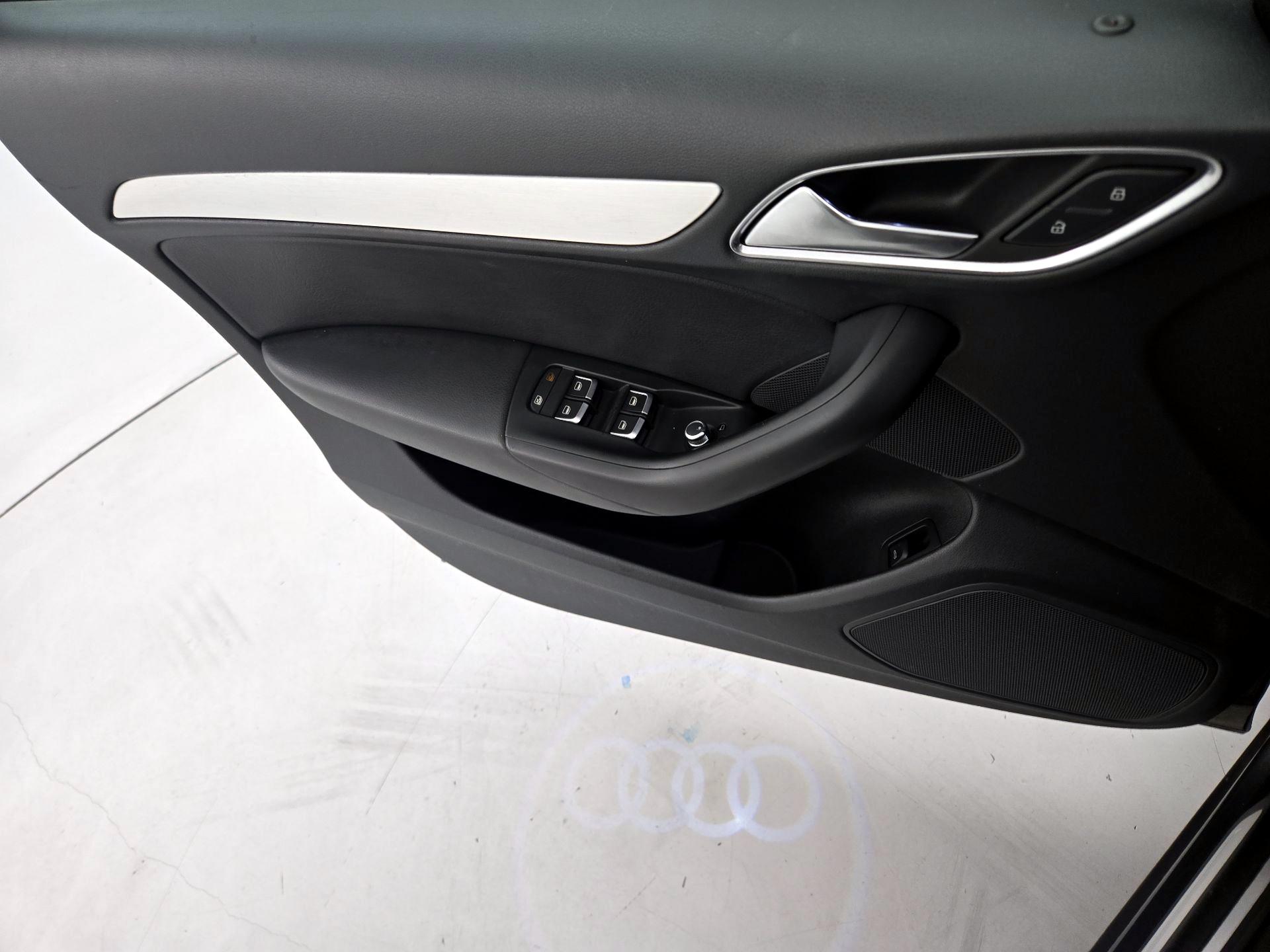 Thumbnail: 2018 Audi Q3 - 12